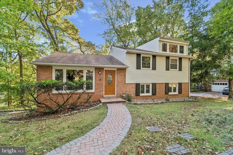 679 CRESTWOOD ROAD WAYNE PA 19087