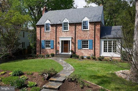 Photo of 133 Grafton Street, Chevy Chase, MD 20815 (MLS # MDMC2127382)