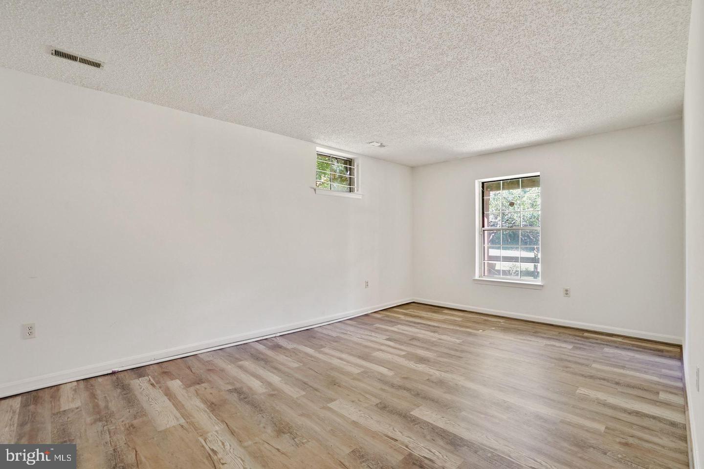 GREENBROOK PLAT 3 - Residential Lease