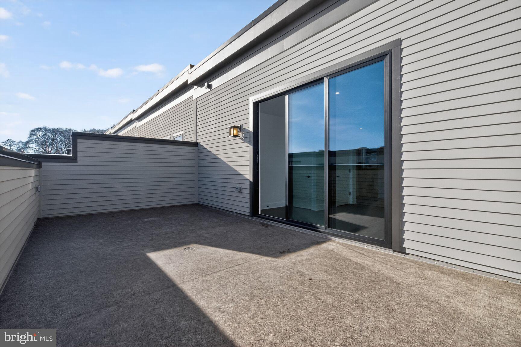 WESTBARD SQUARE - Residential