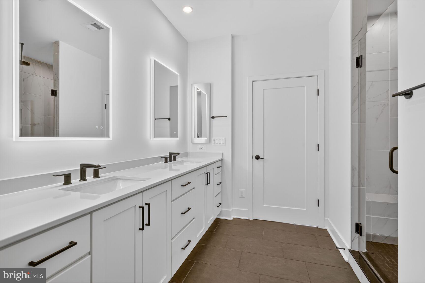 WESTBARD SQUARE - Residential