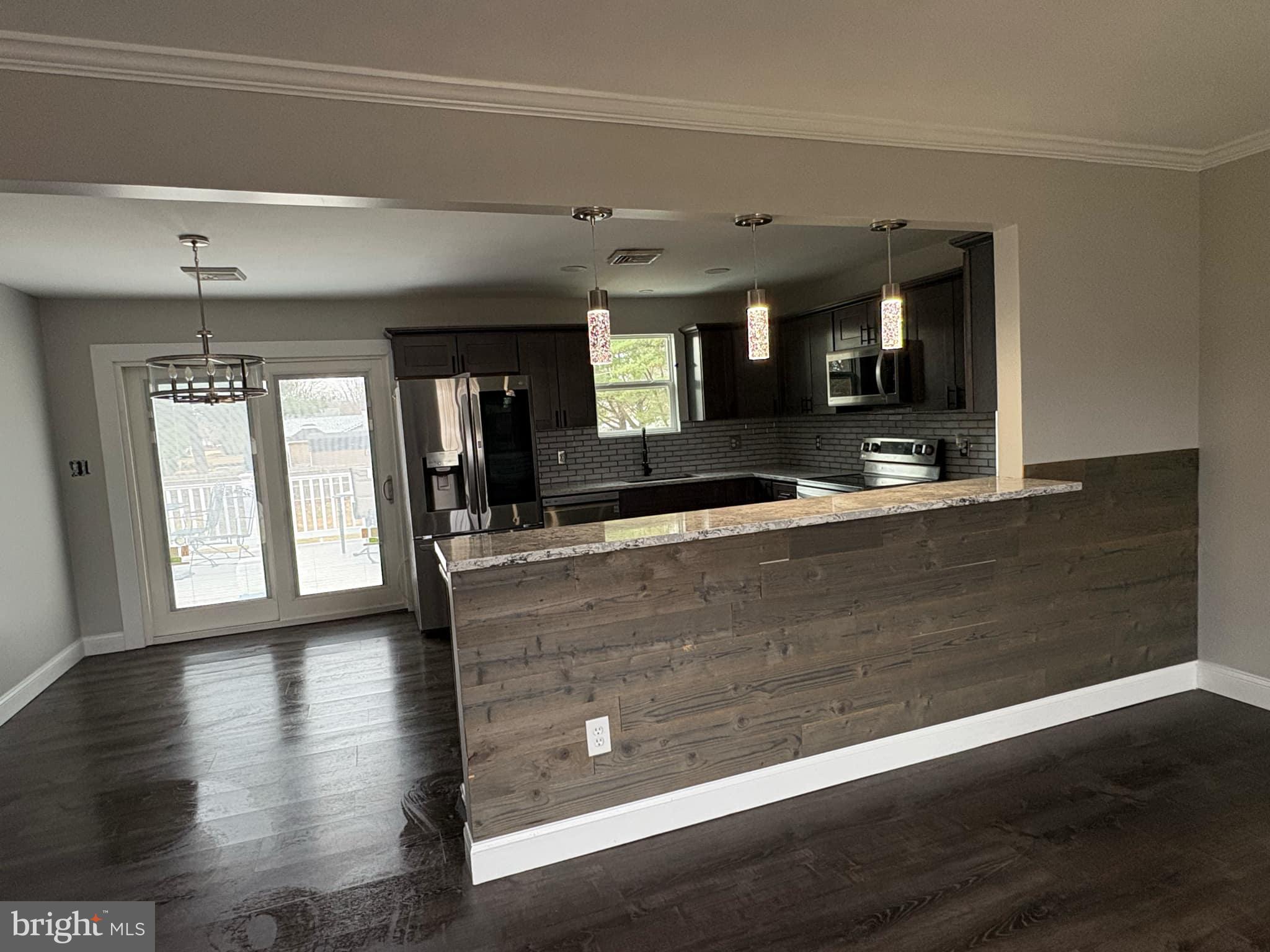 BRANTWOOD - Residential