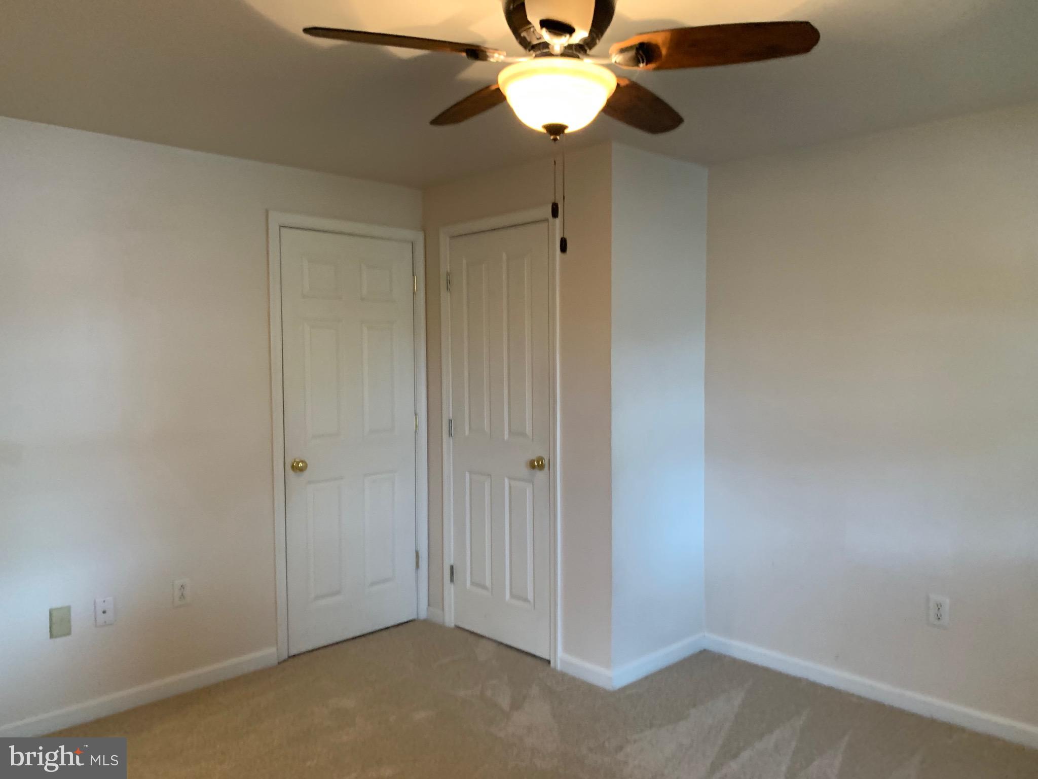 WHISPERING HILLS - Residential