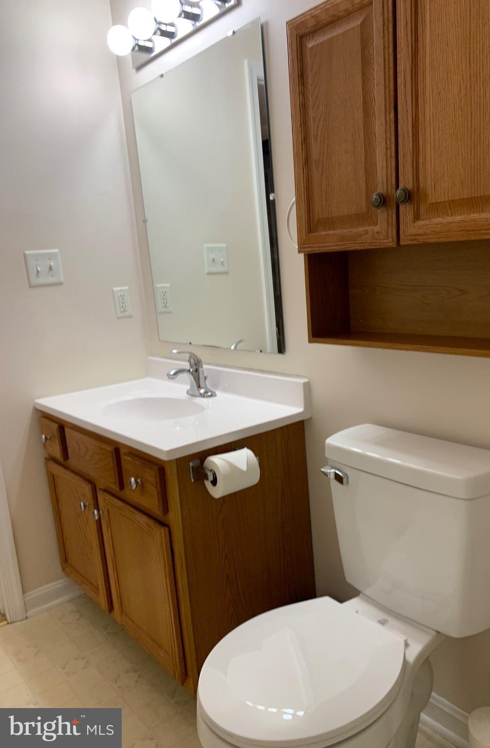 WHISPERING HILLS - Residential