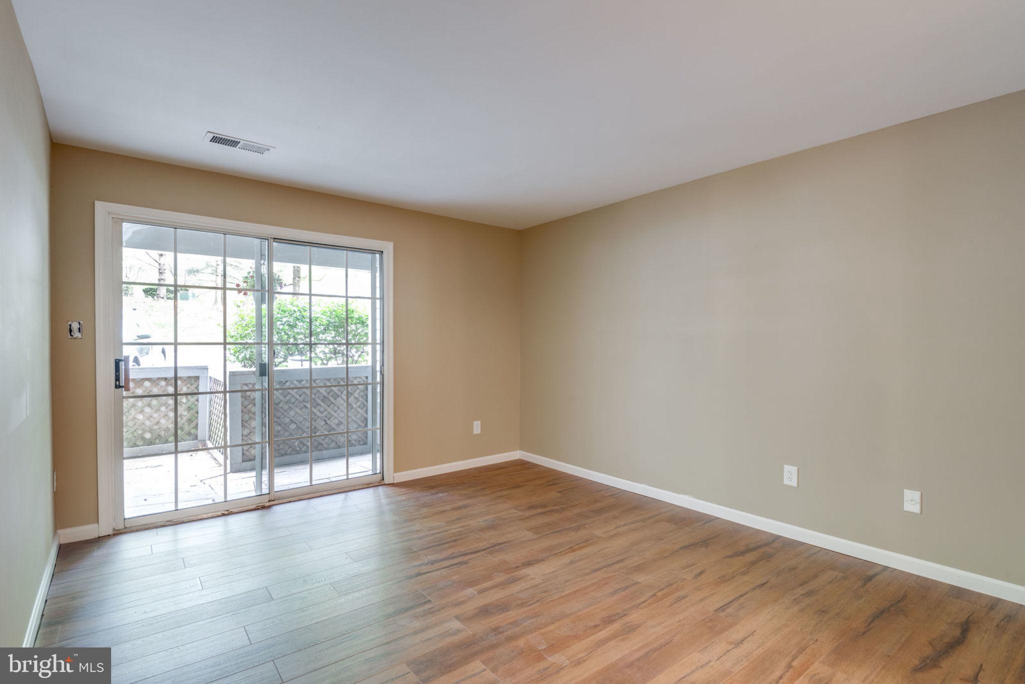 BRISTOL HOUSE - Residential