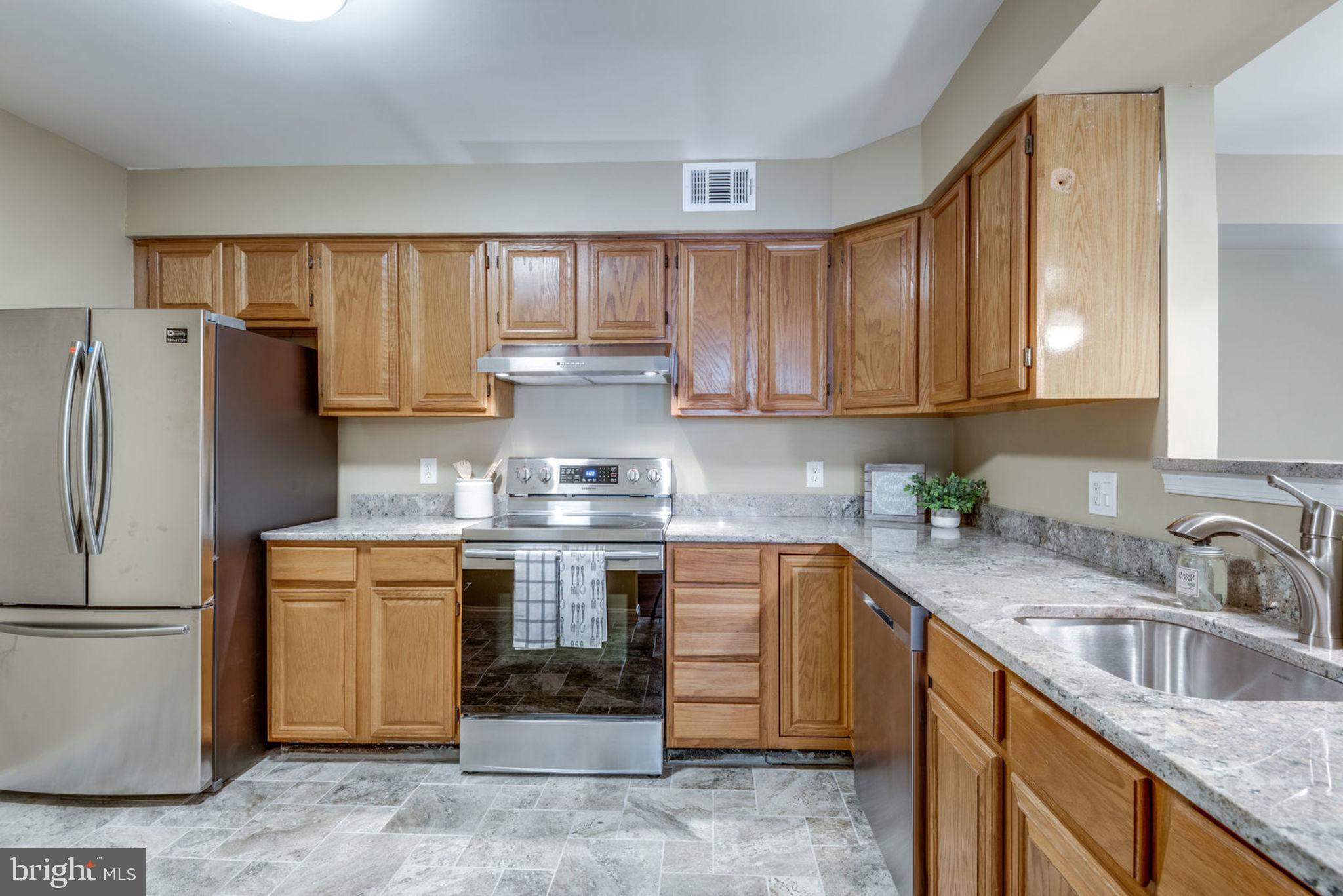 BRISTOL HOUSE - Residential