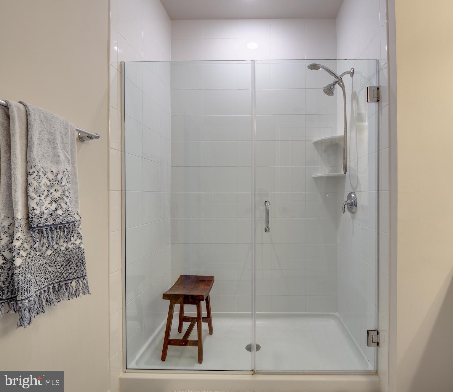 RIDGES AT LOUDOUN VALLEY - Residential