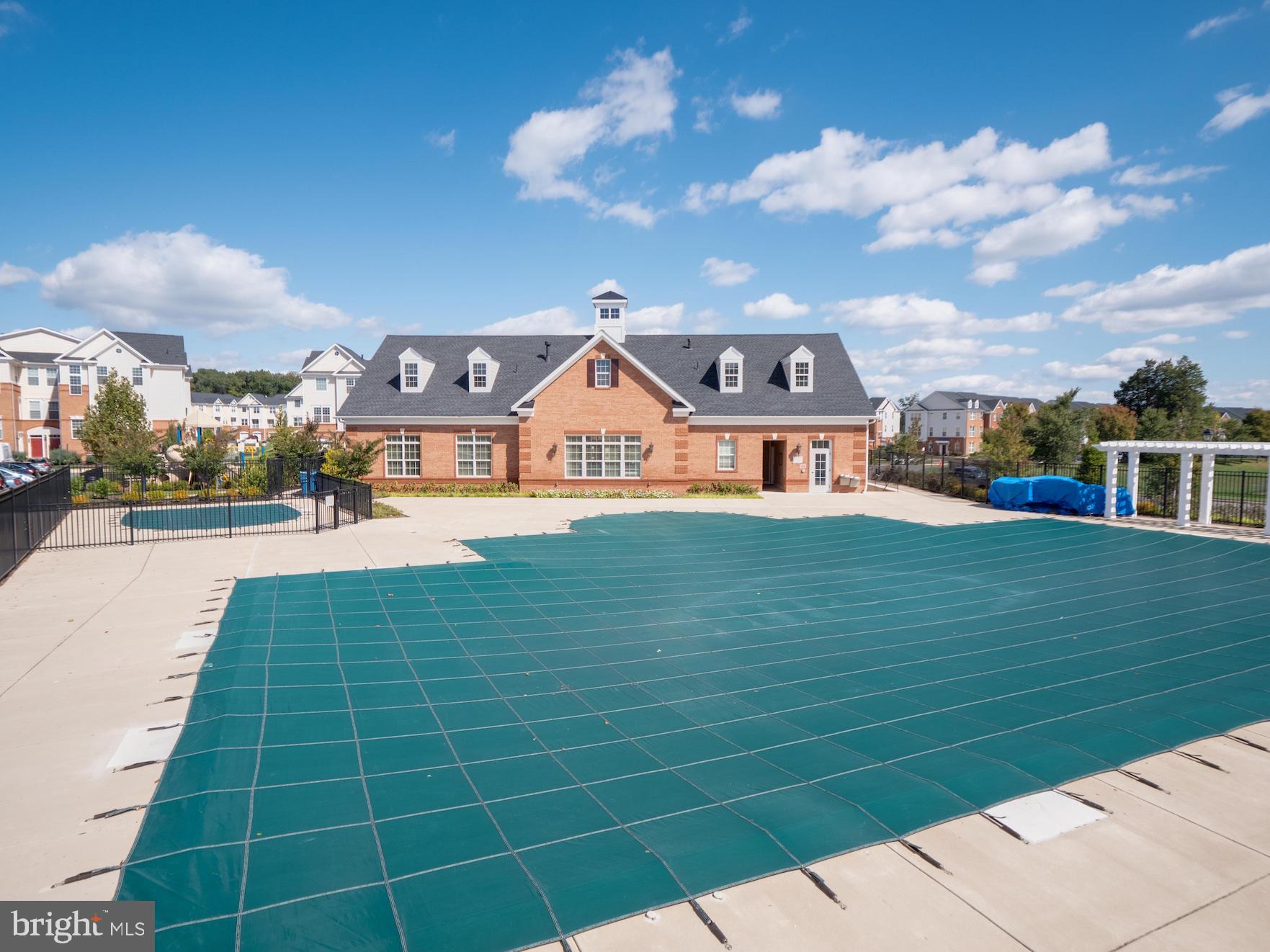 RIDGES AT LOUDOUN VALLEY - Residential