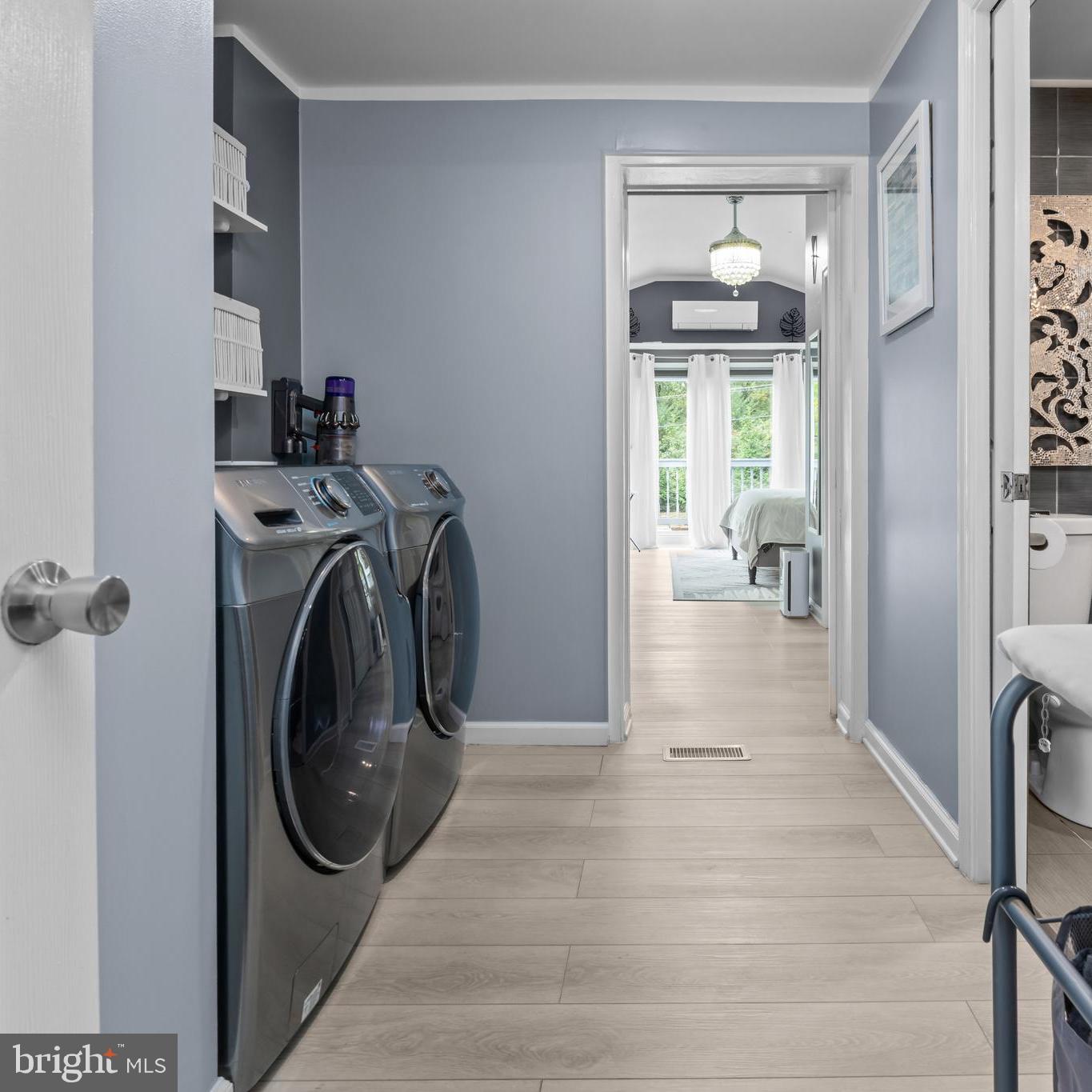 MUNSON HEIGHTS - Residential