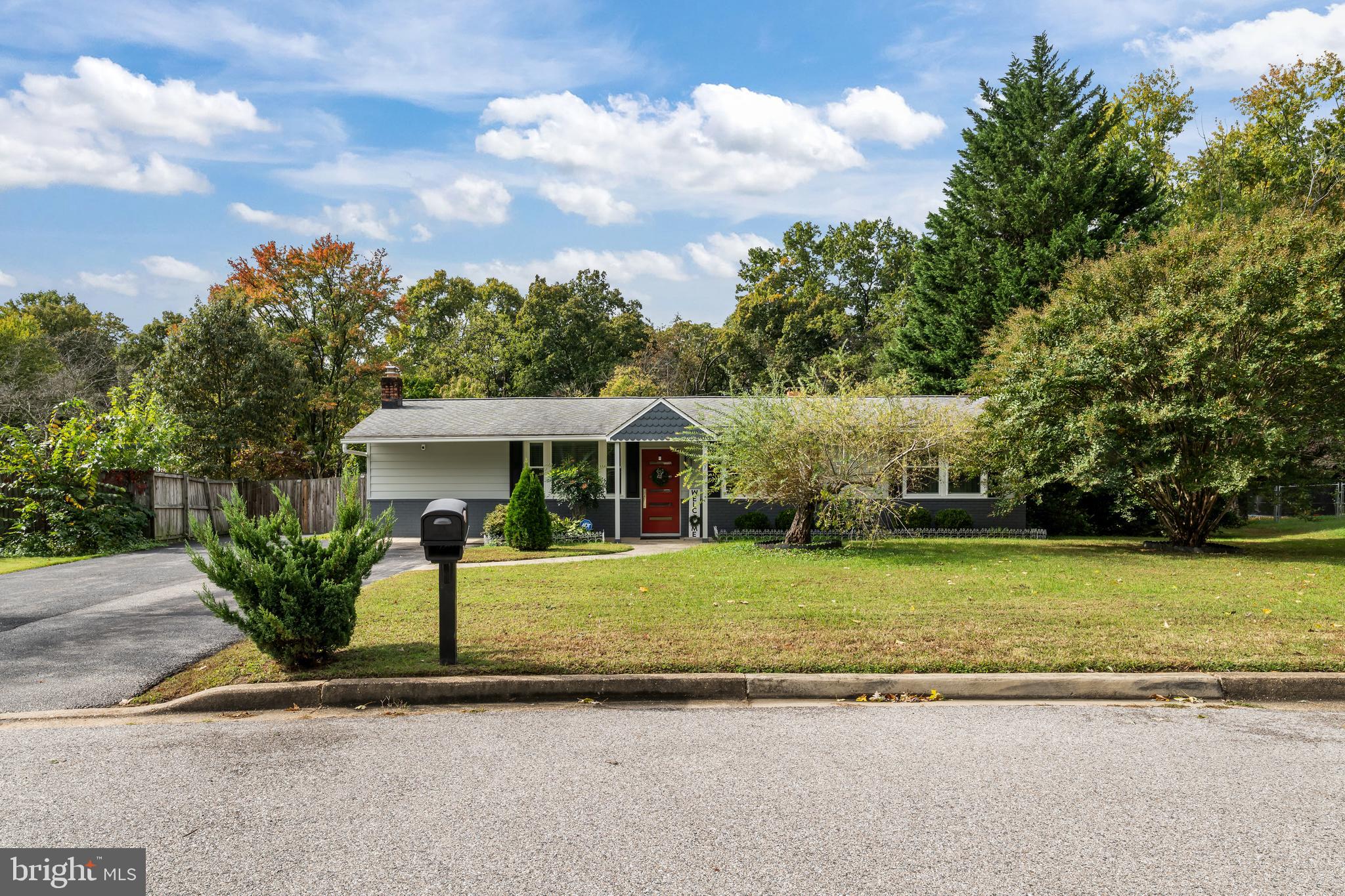 MUNSON HEIGHTS - Residential