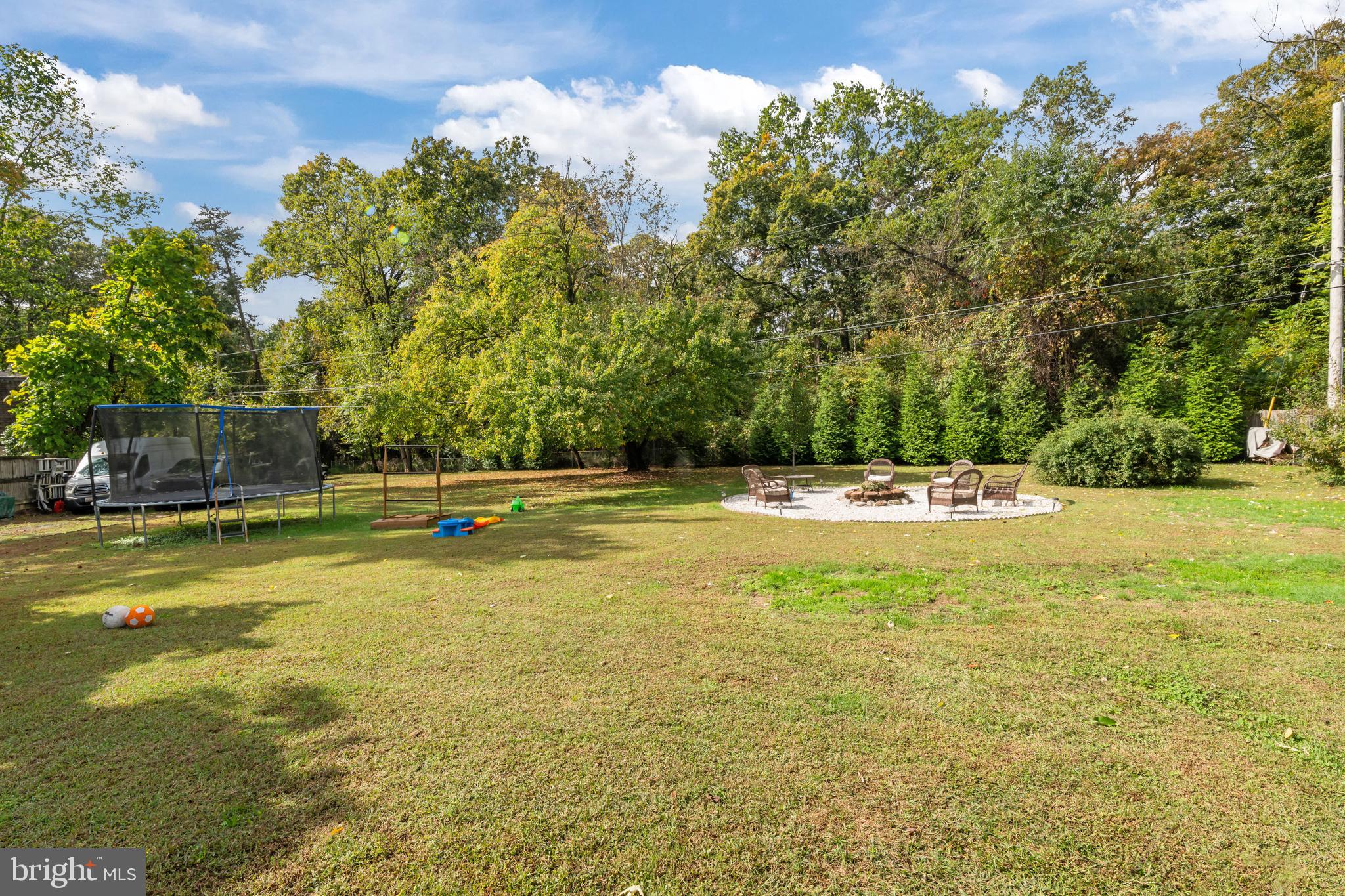 MUNSON HEIGHTS - Residential