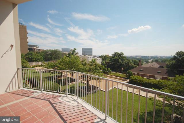 PROSPECT HOUSE - Residential Lease