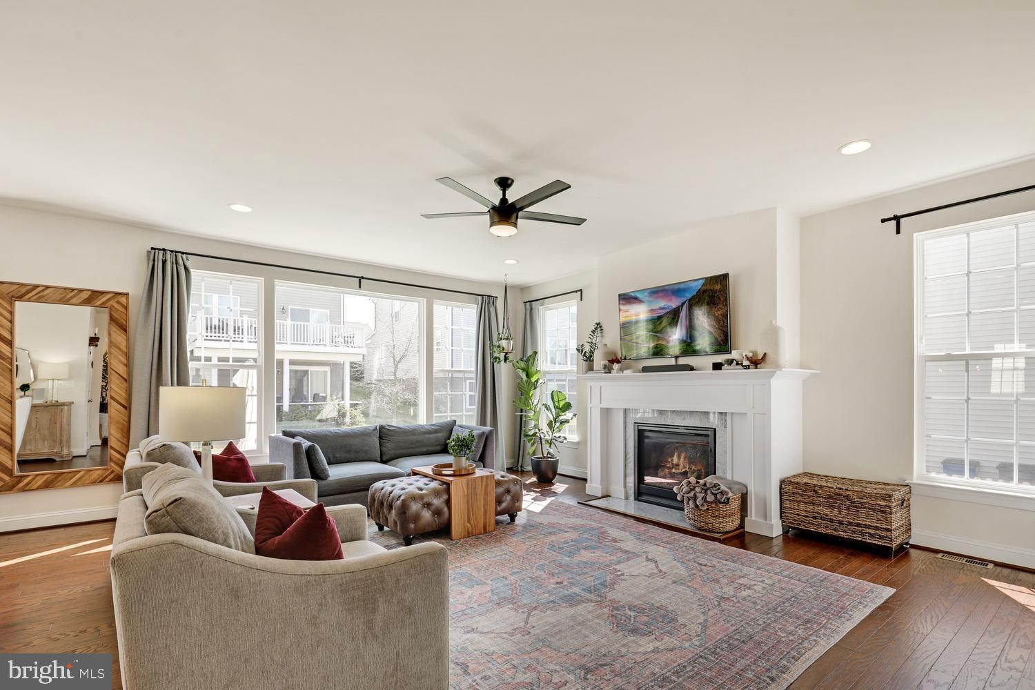 CAYDEN RIDGE - Residential