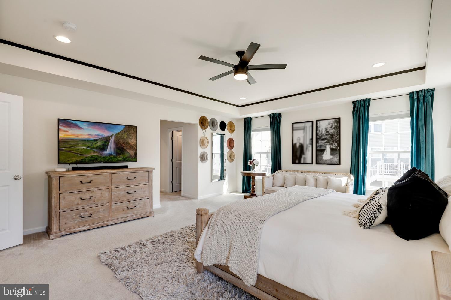 CAYDEN RIDGE - Residential