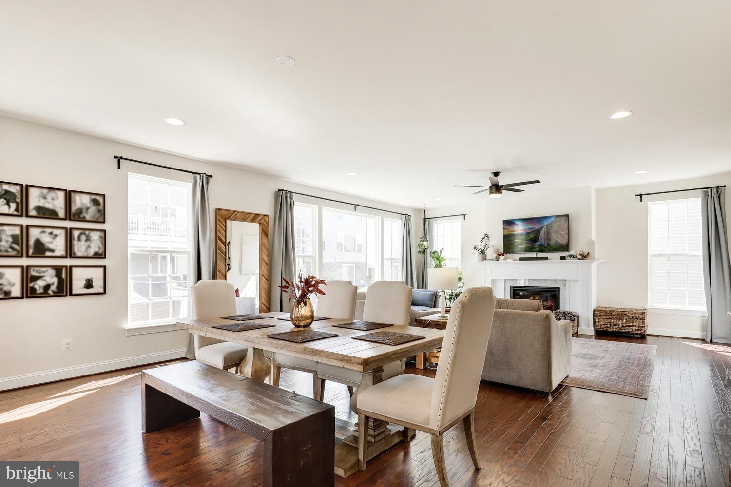 CAYDEN RIDGE - Residential