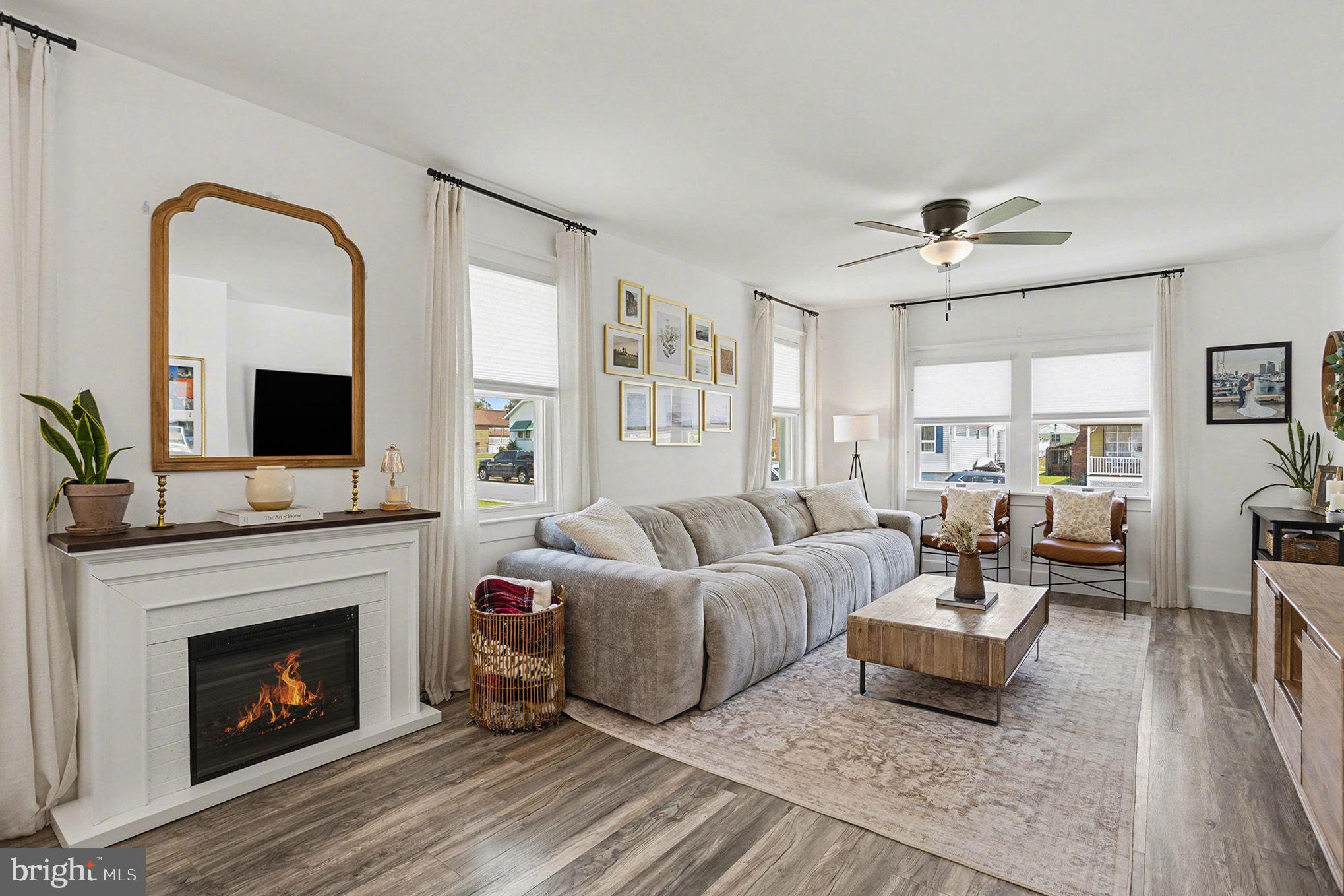 EDGEMERE/SPARROWS POINT - Residential