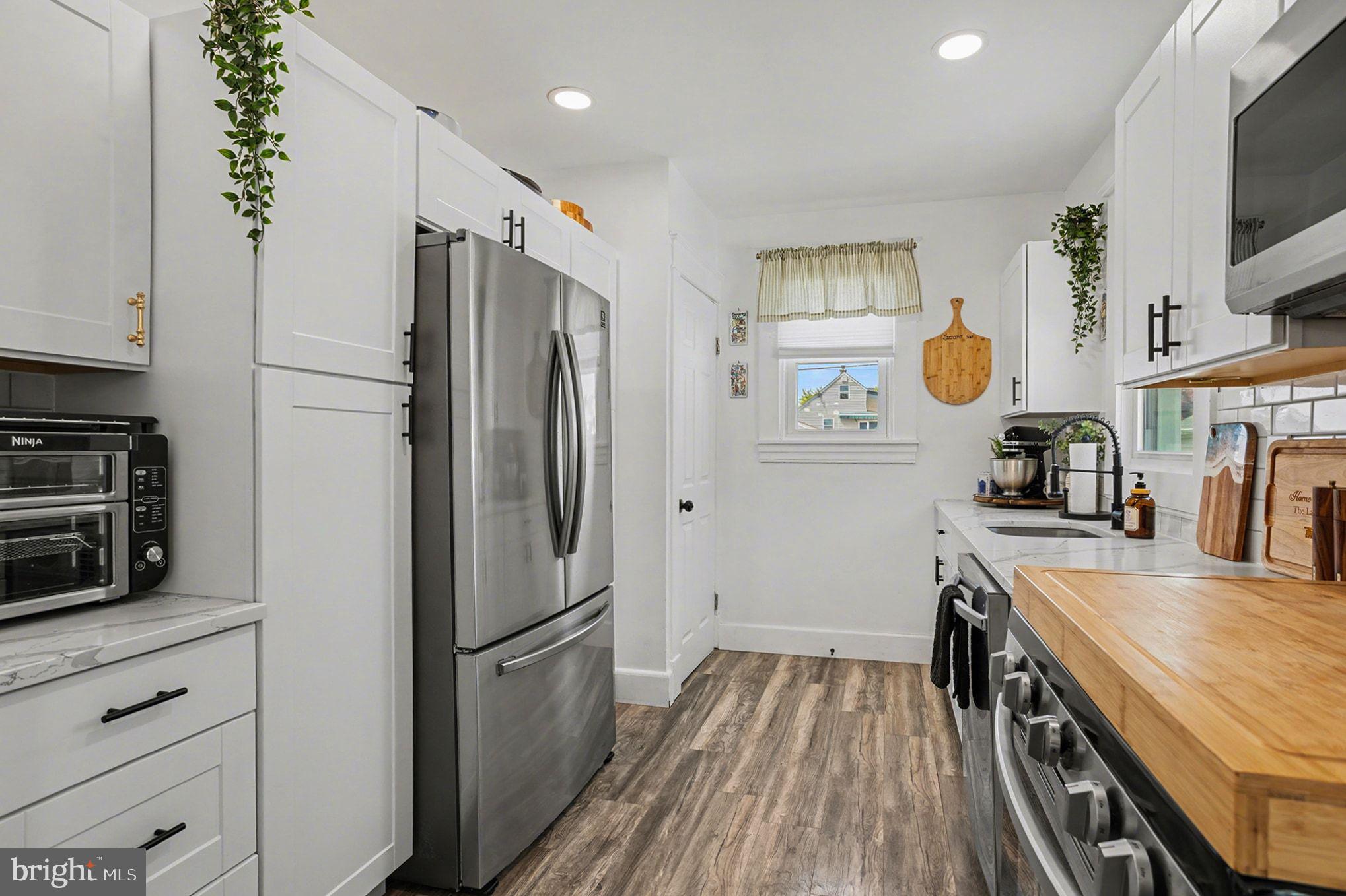 EDGEMERE/SPARROWS POINT - Residential