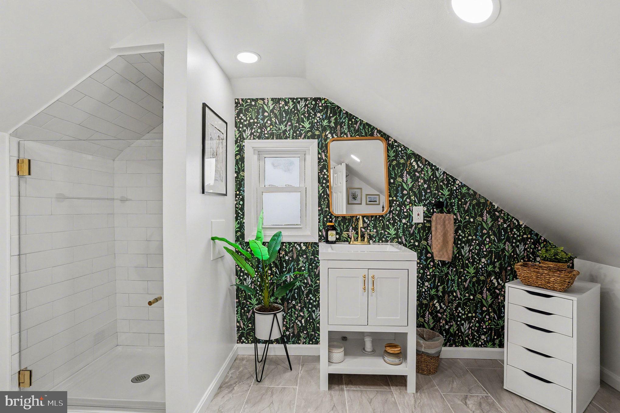 EDGEMERE/SPARROWS POINT - Residential