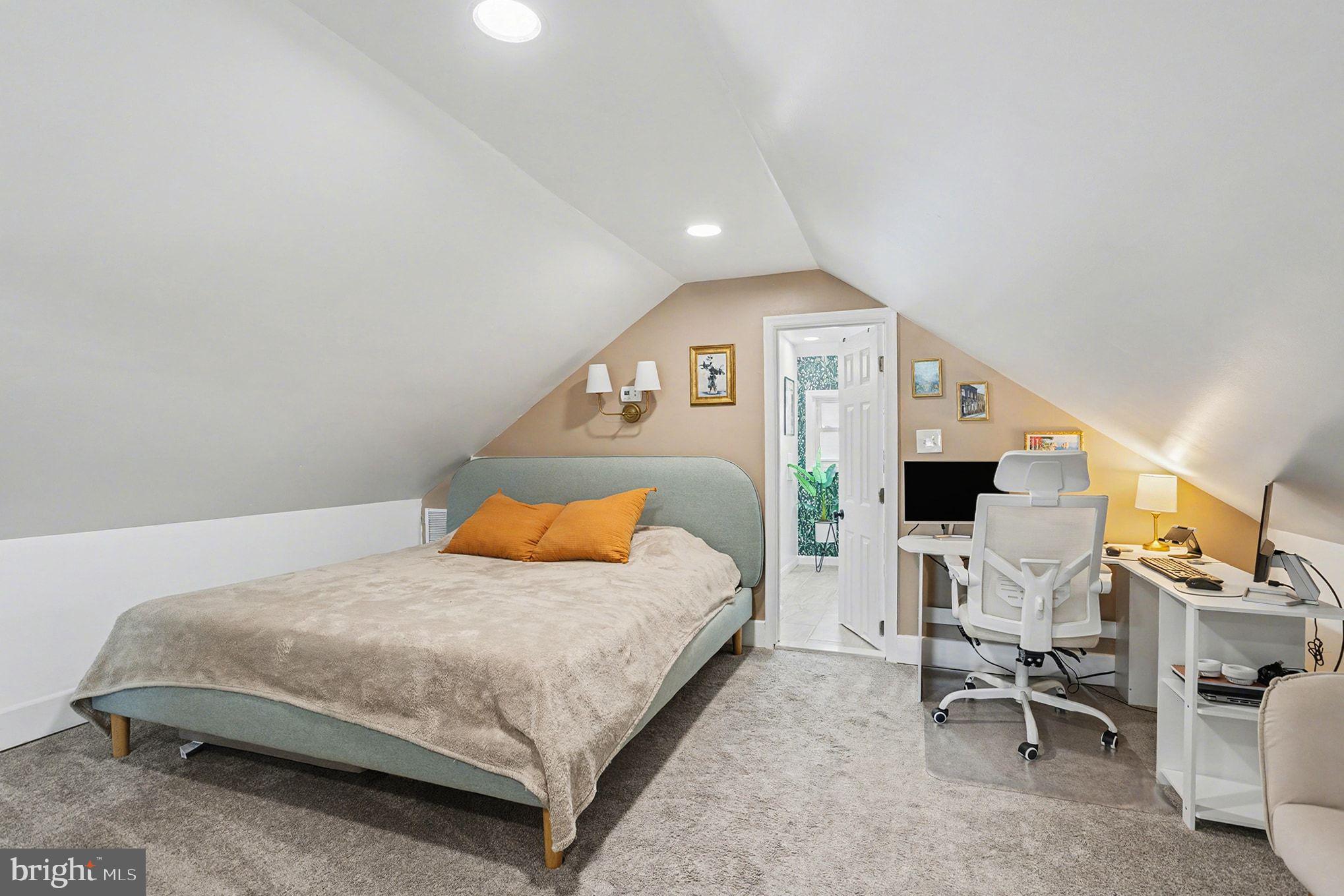 EDGEMERE/SPARROWS POINT - Residential