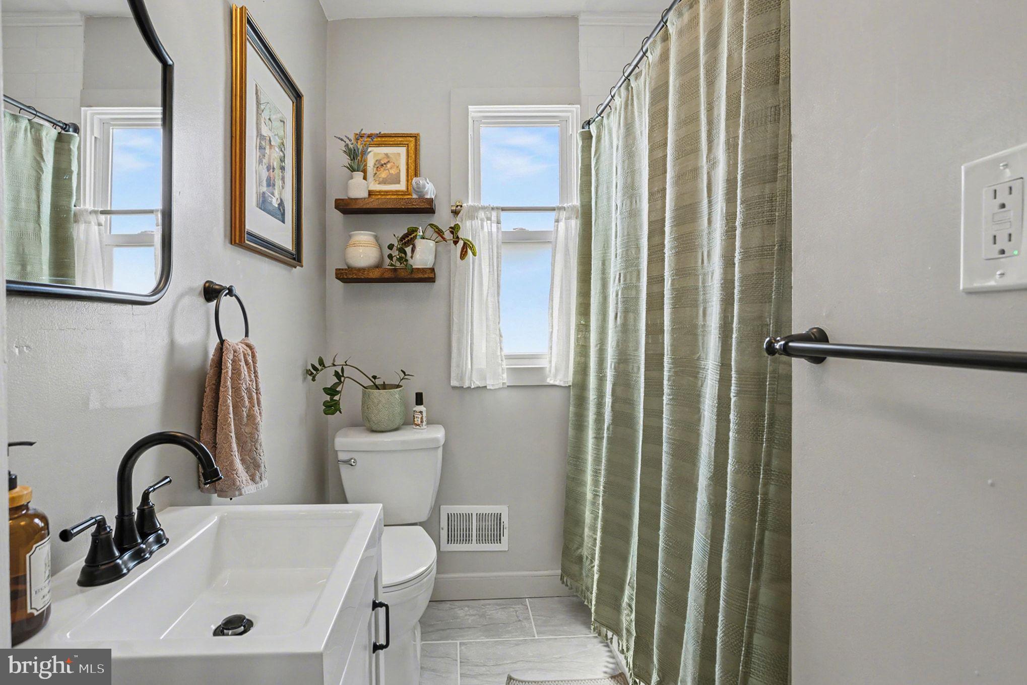EDGEMERE/SPARROWS POINT - Residential