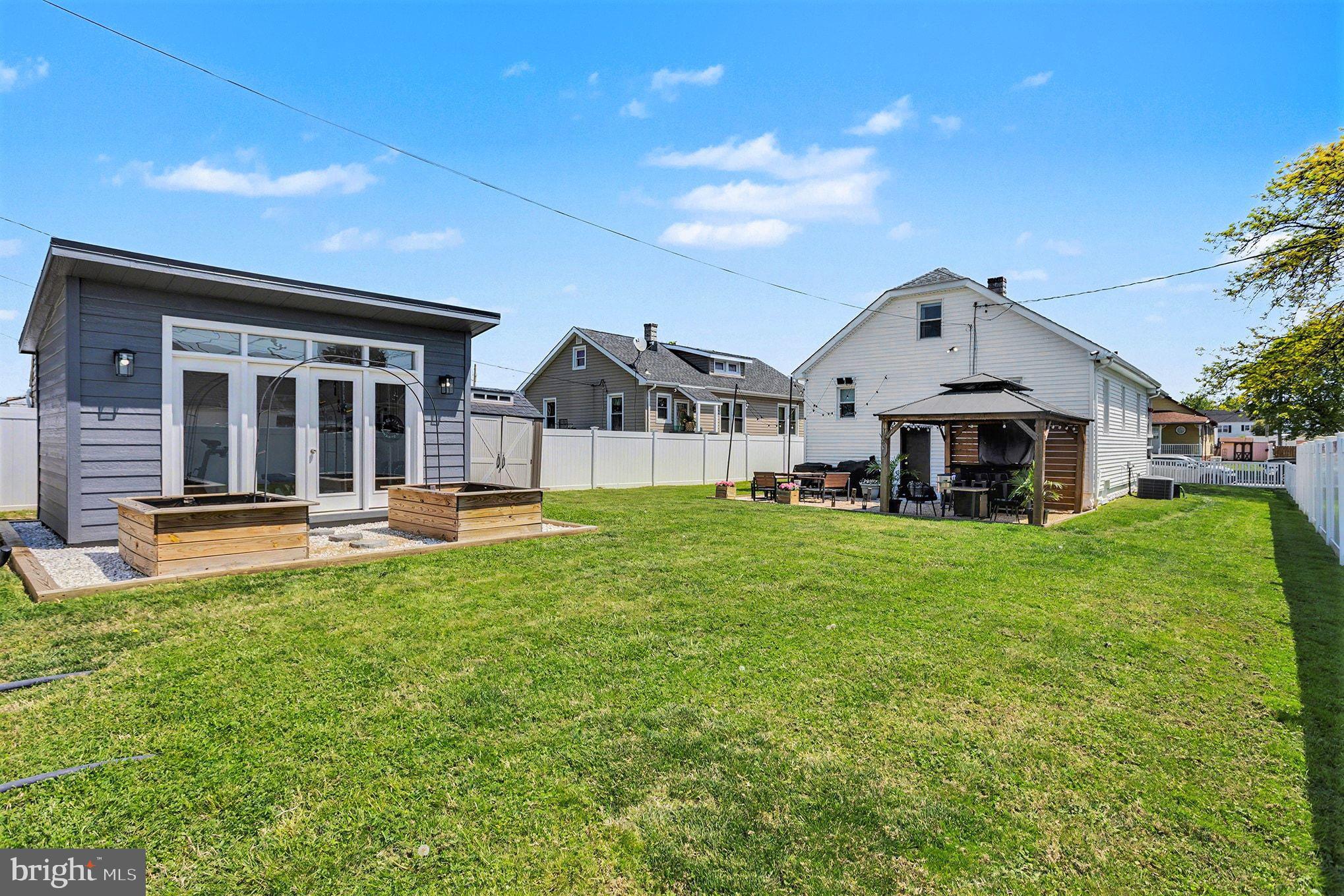 EDGEMERE/SPARROWS POINT - Residential