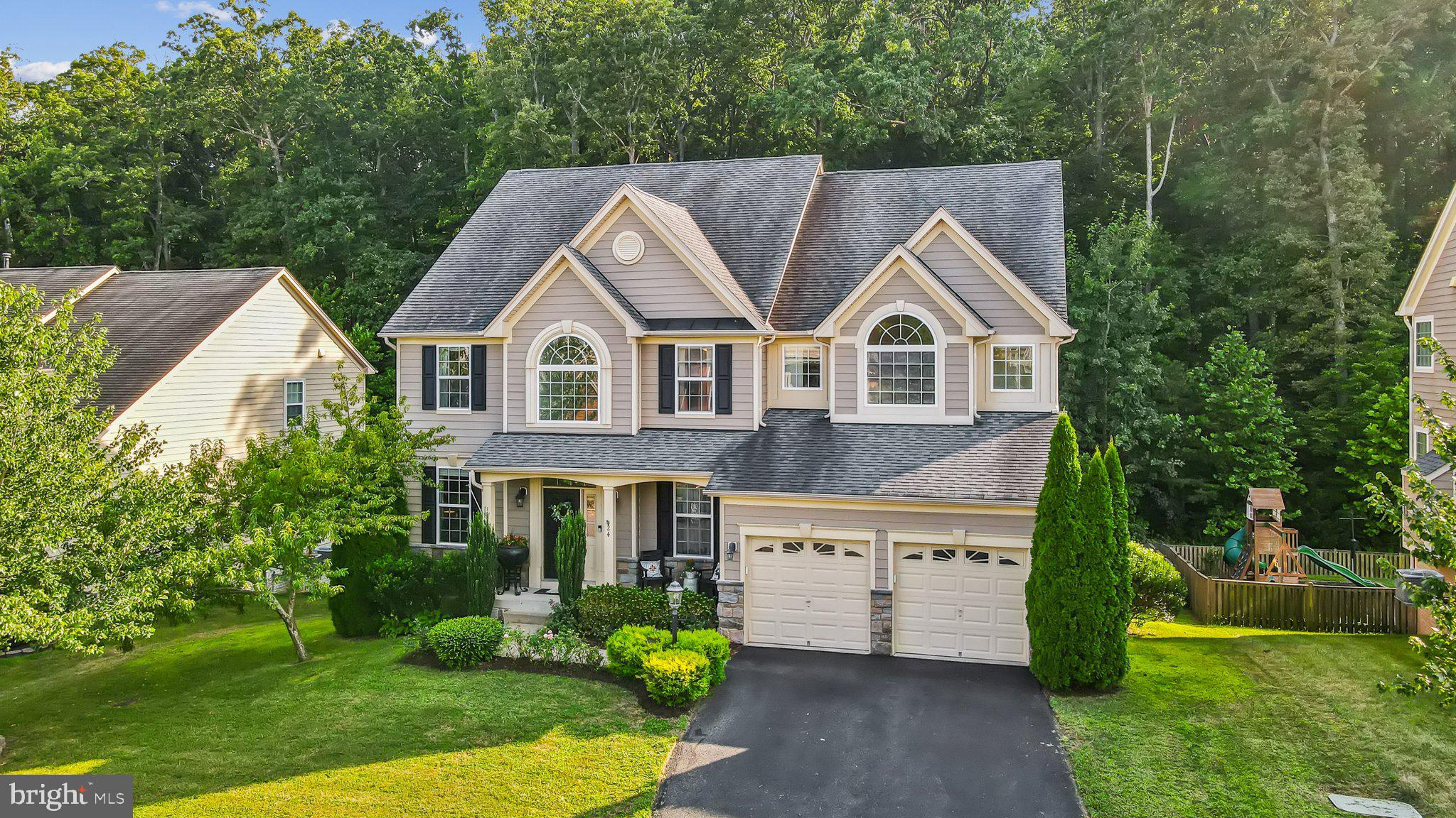 24 DARDEN COURT