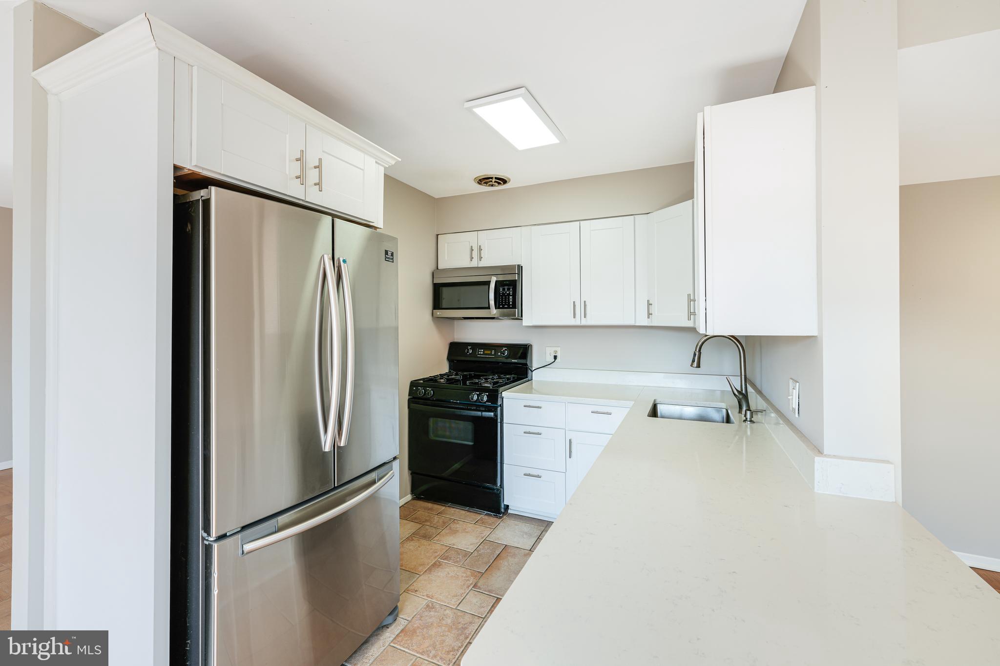 1509 S GEORGE MASON VILLAGE 21