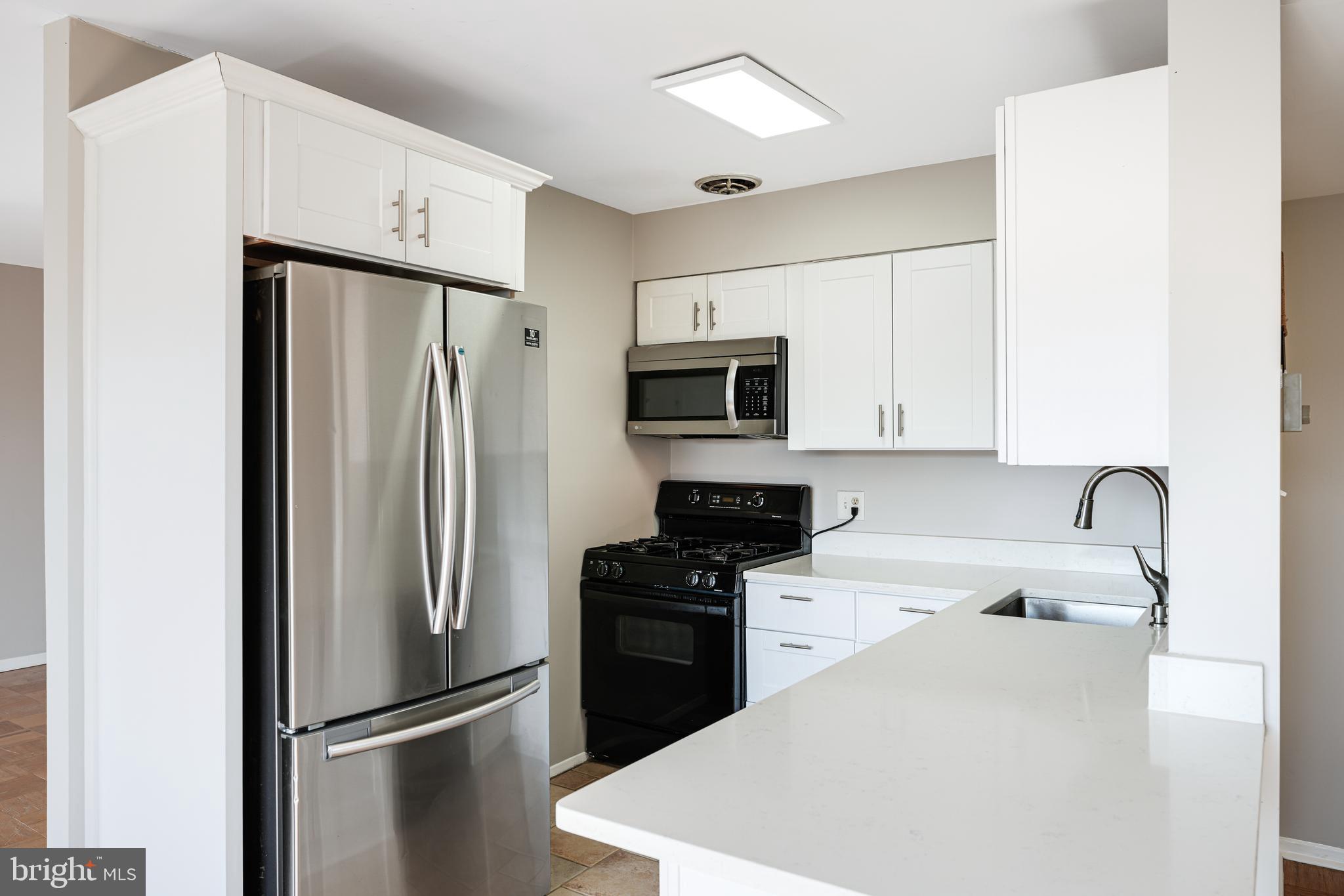 1509 S GEORGE MASON VILLAGE 21