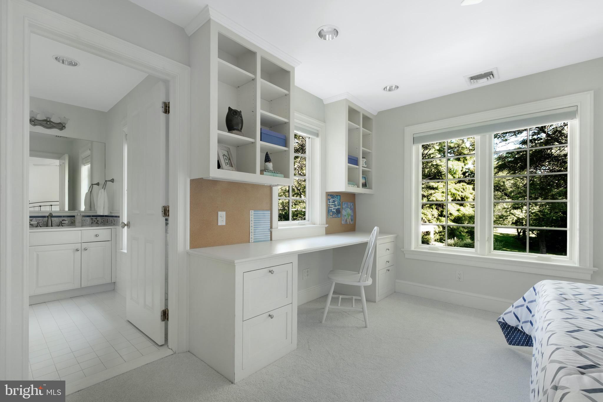 BRYN MAWR - Residential