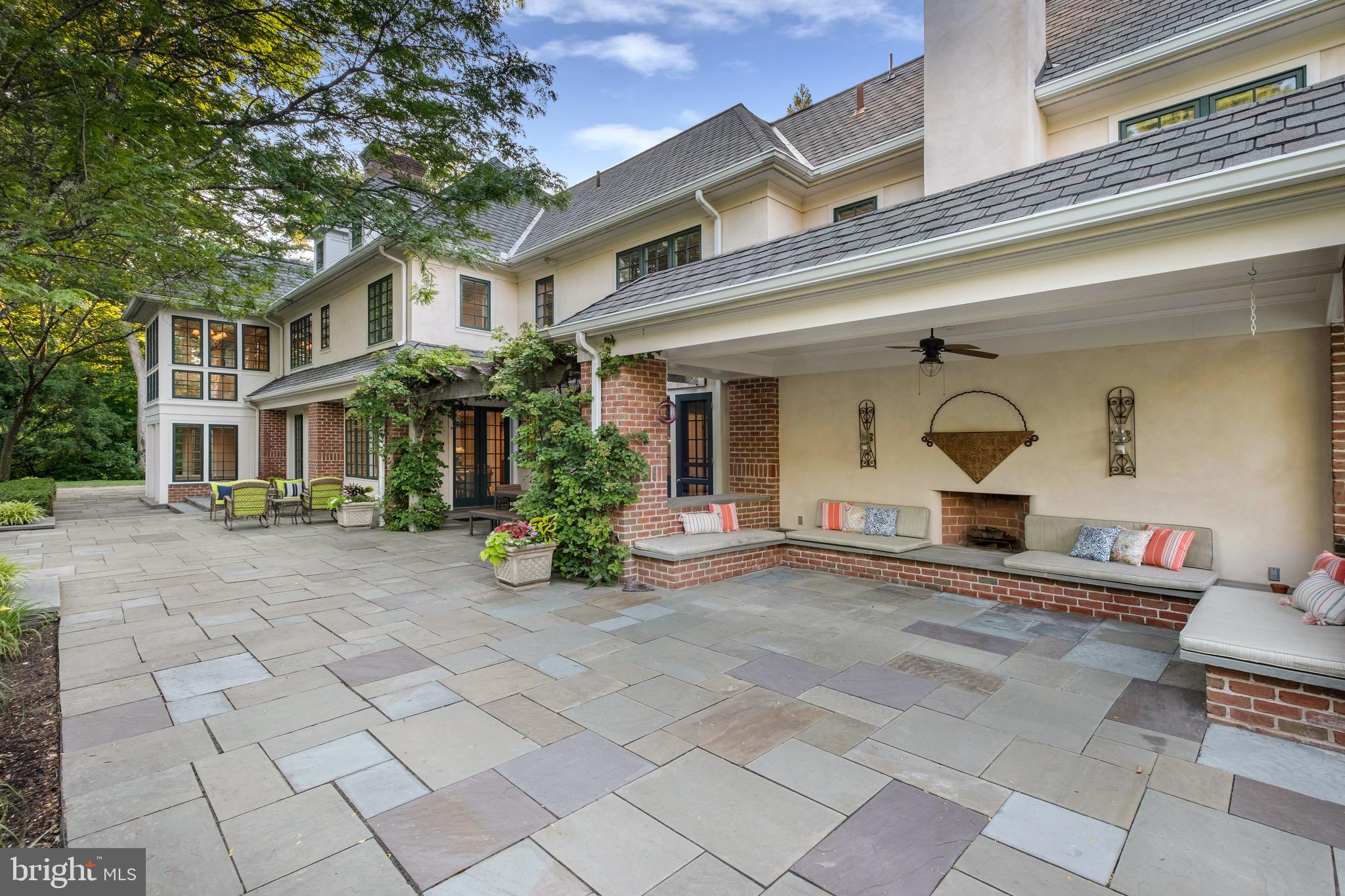 BRYN MAWR - Residential