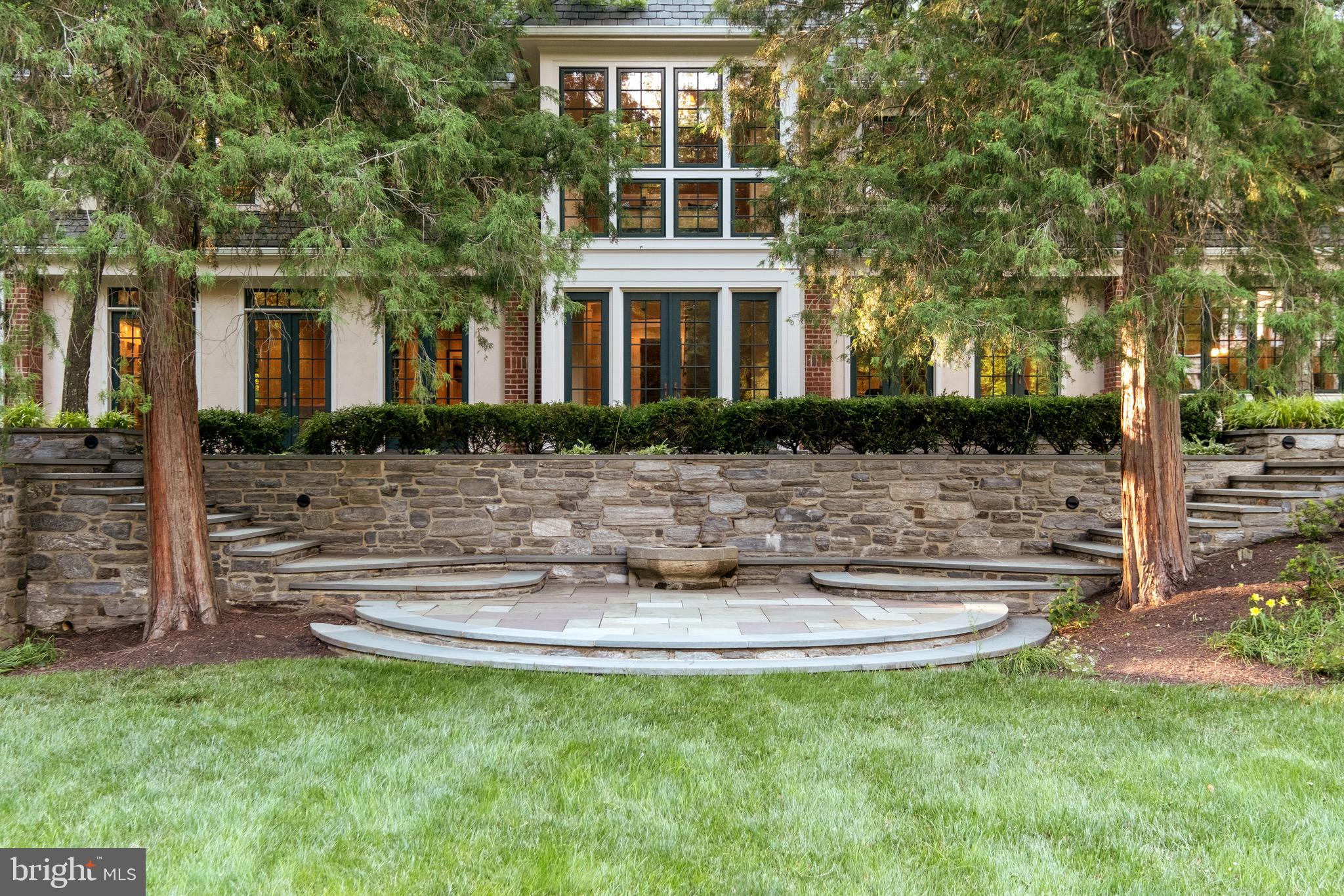 BRYN MAWR - Residential