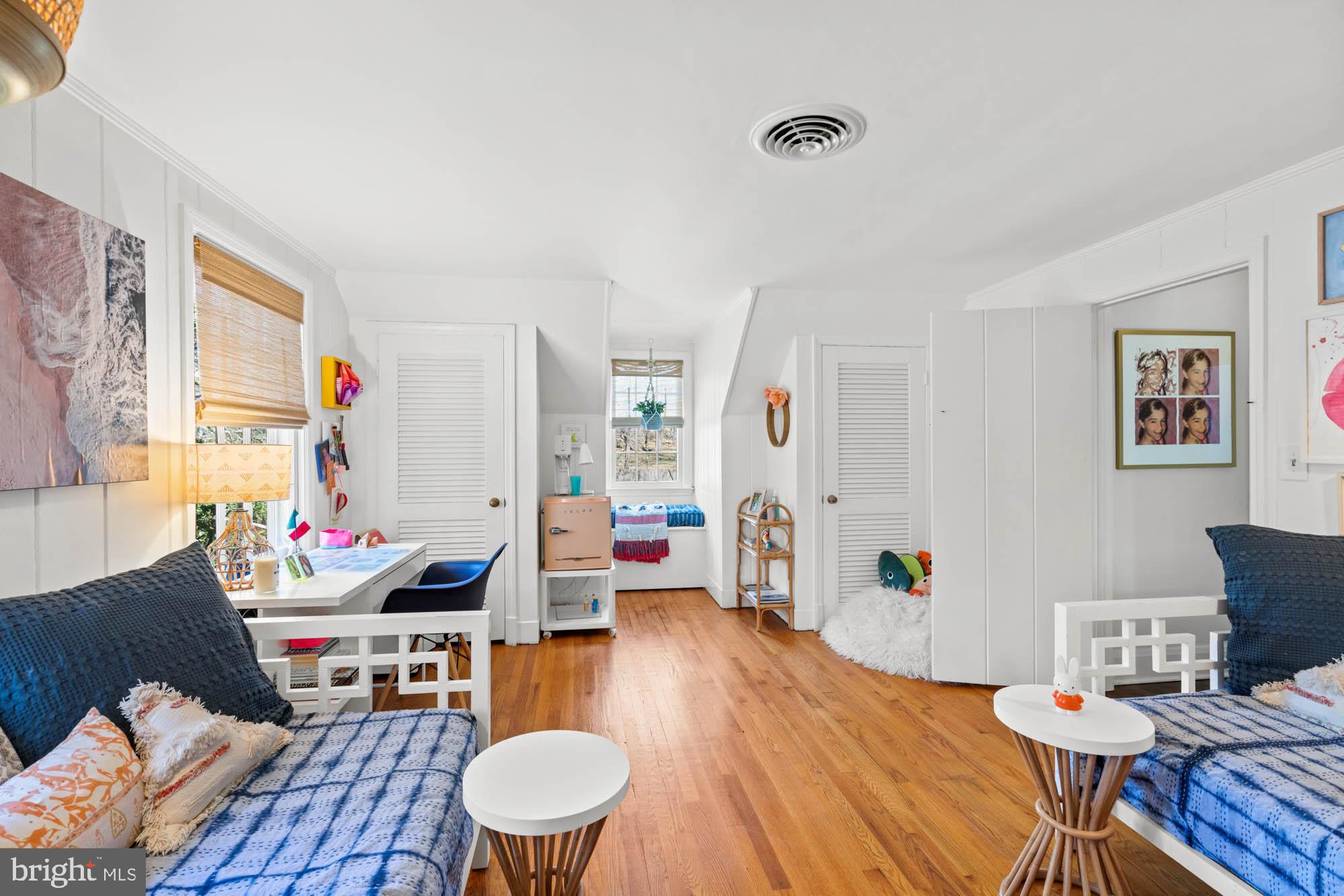 GREENSPRING VALLEY - Residential