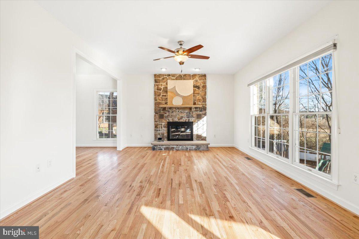 FOXFIELD AT MIDDLETOWN - Residential