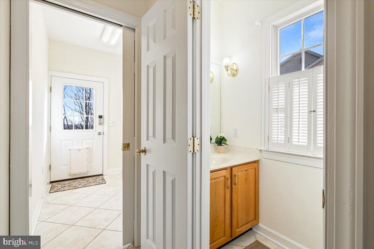 FOXFIELD AT MIDDLETOWN - Residential