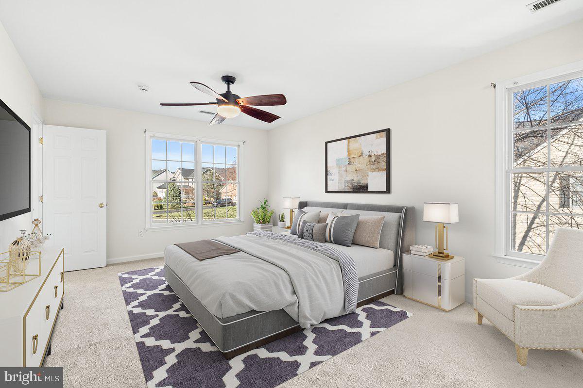 FOXFIELD AT MIDDLETOWN - Residential