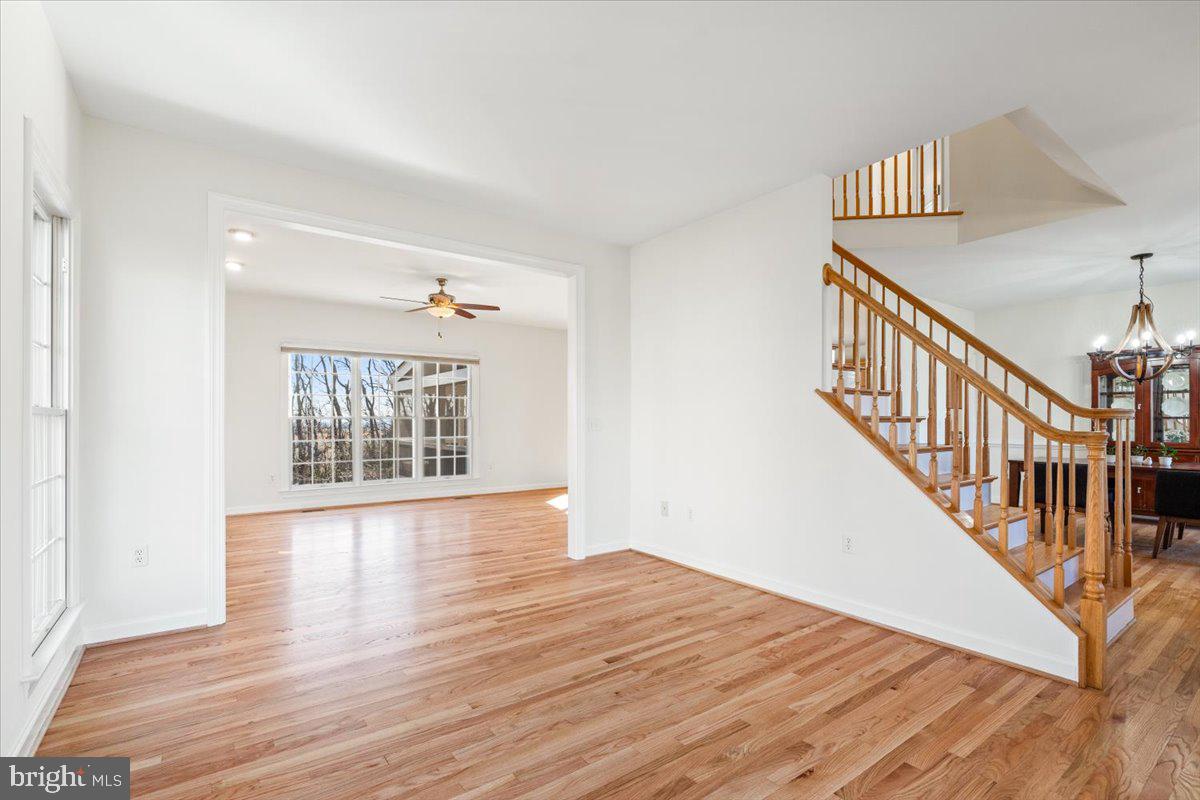 FOXFIELD AT MIDDLETOWN - Residential