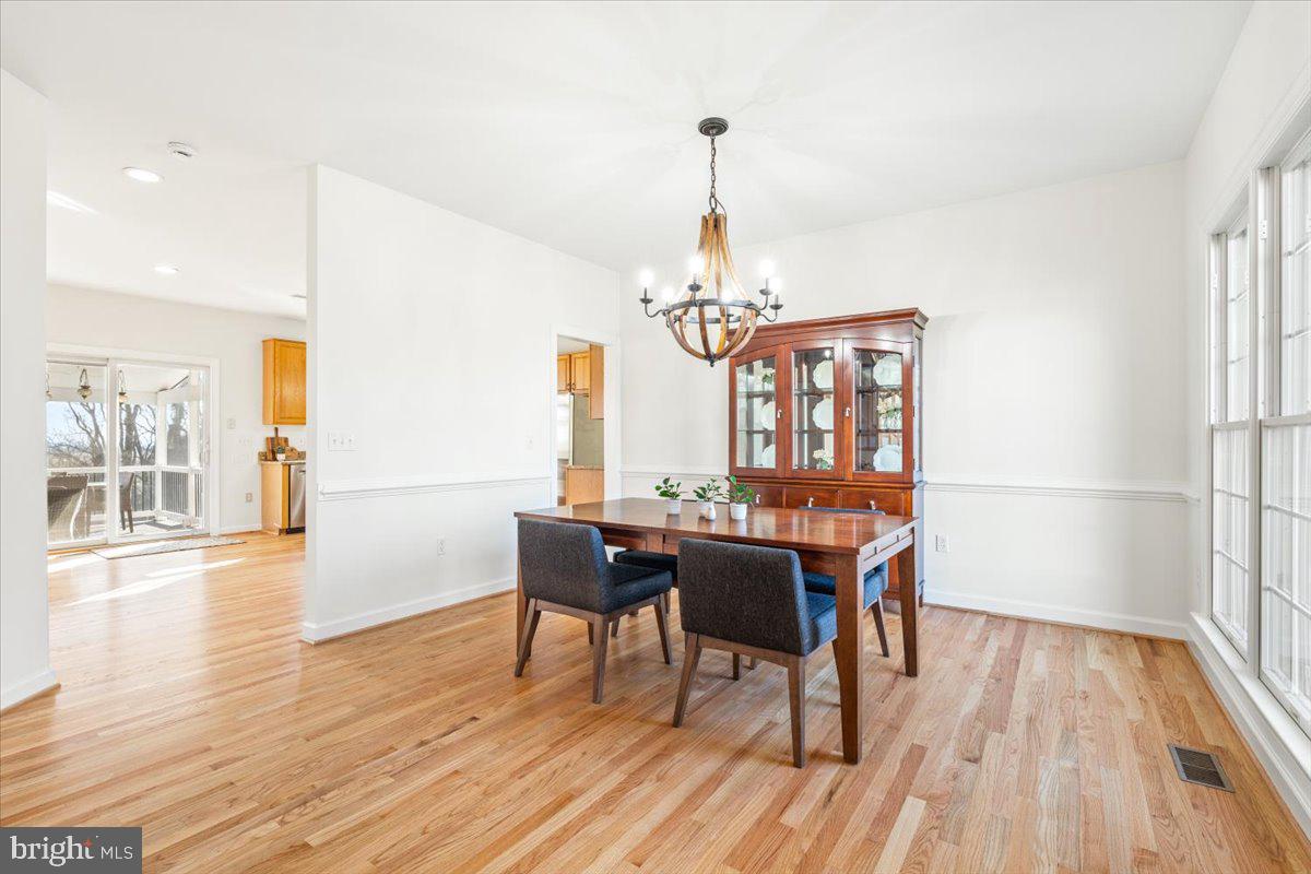 FOXFIELD AT MIDDLETOWN - Residential