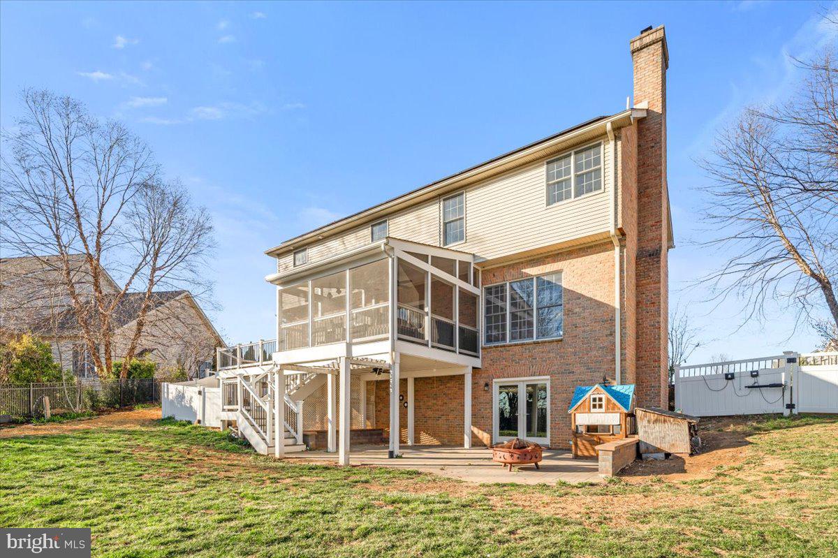 FOXFIELD AT MIDDLETOWN - Residential