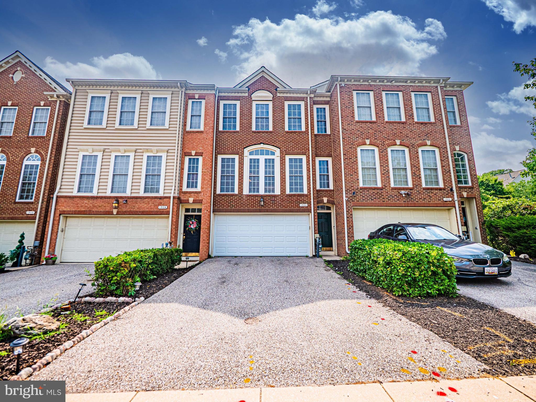 1504 RUTLAND WAY