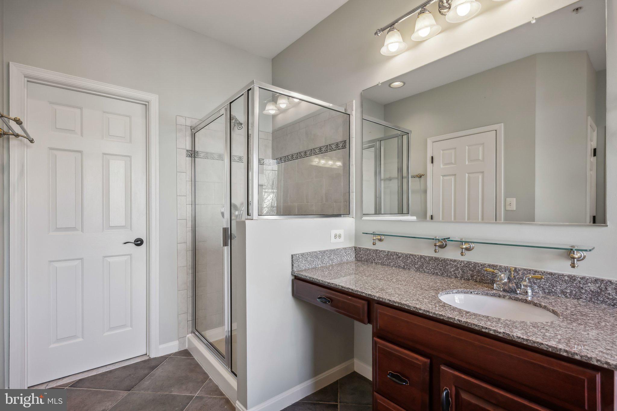SOUTH RIVER COLONY - Residential