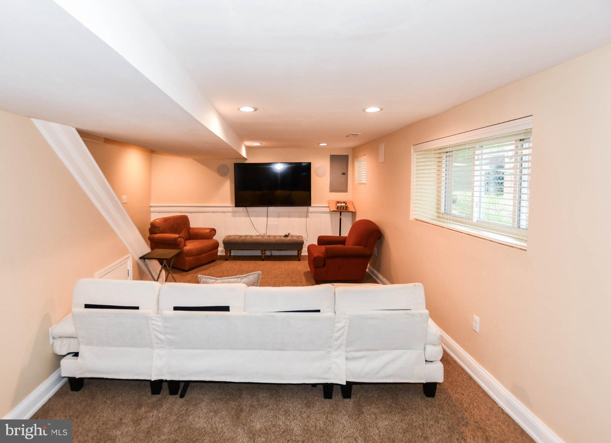 4136 E EAST CAPITOL STREET NE