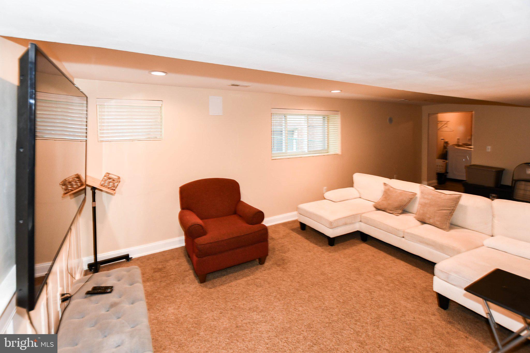 4136 E EAST CAPITOL STREET NE