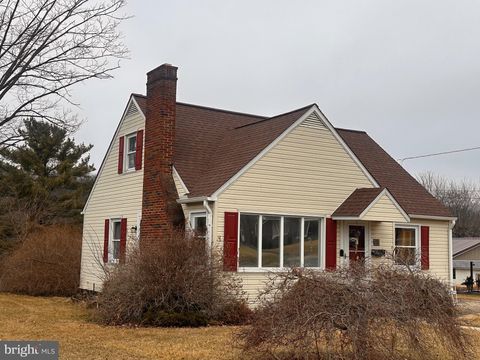 Tiny photo for 313 S 1st Street, MC CONNELLSBURG, PA 17233 (MLS # PAFU2001956)