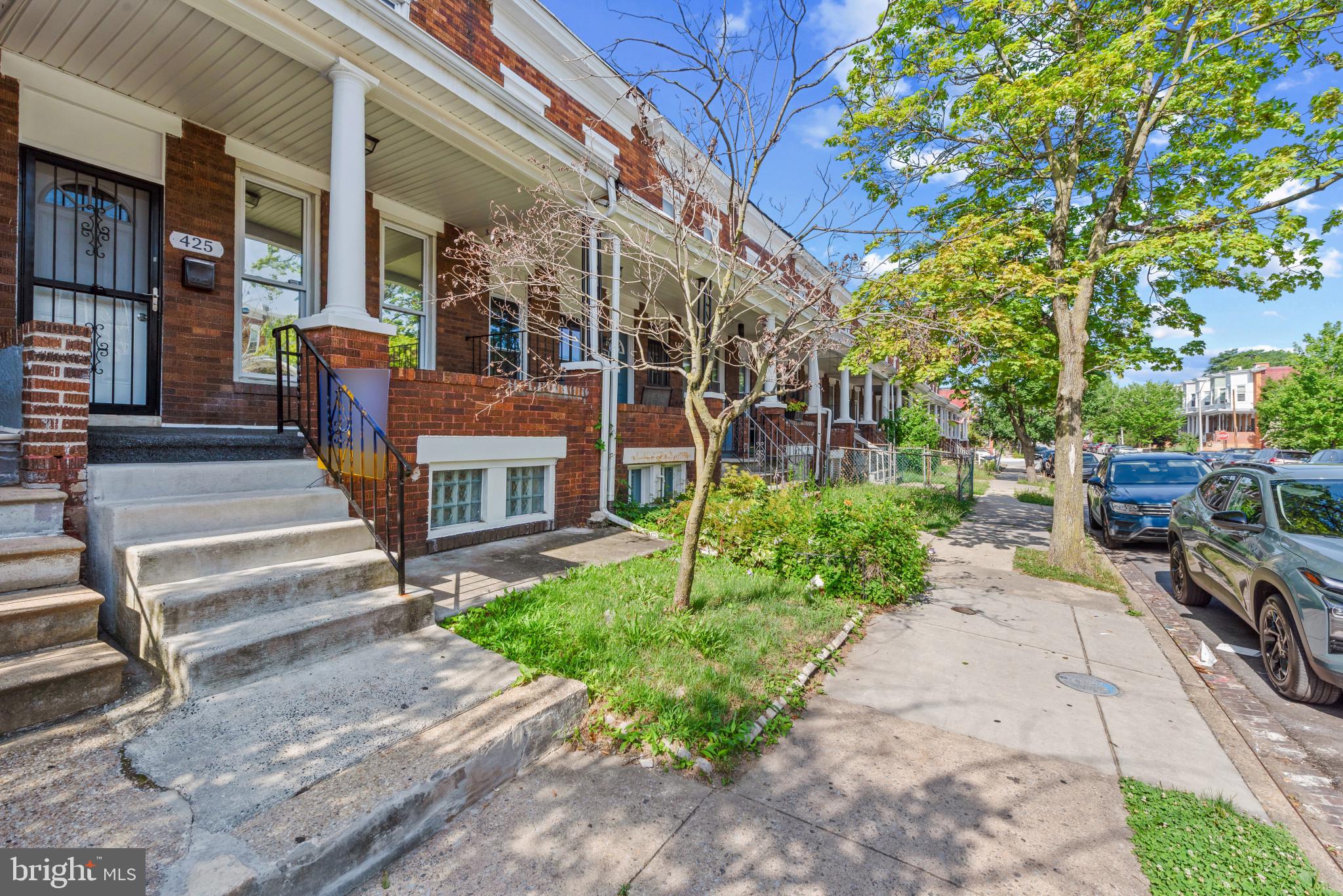 425 ILCHESTER AVENUE