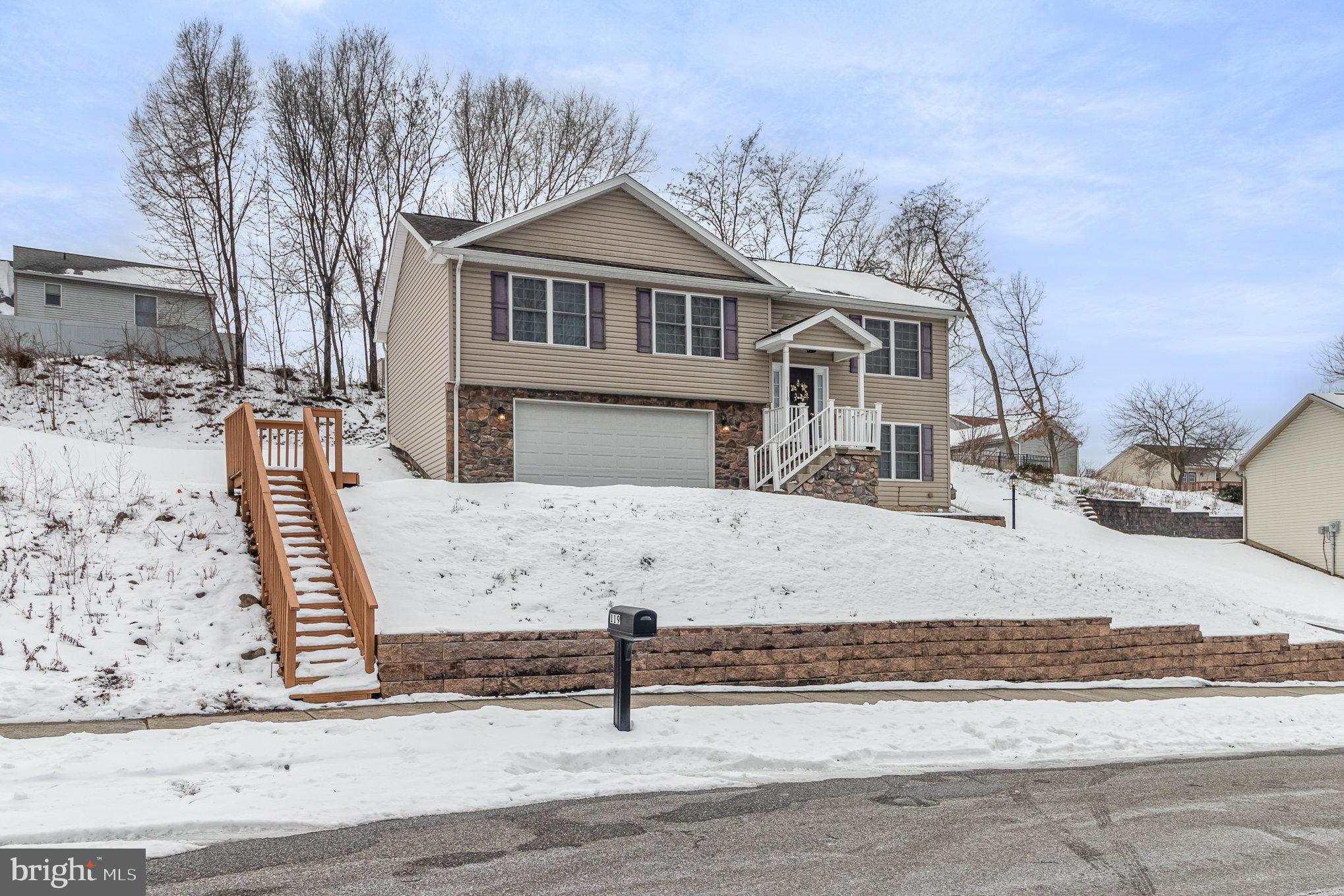 PHEASANT RIDGE - Residential