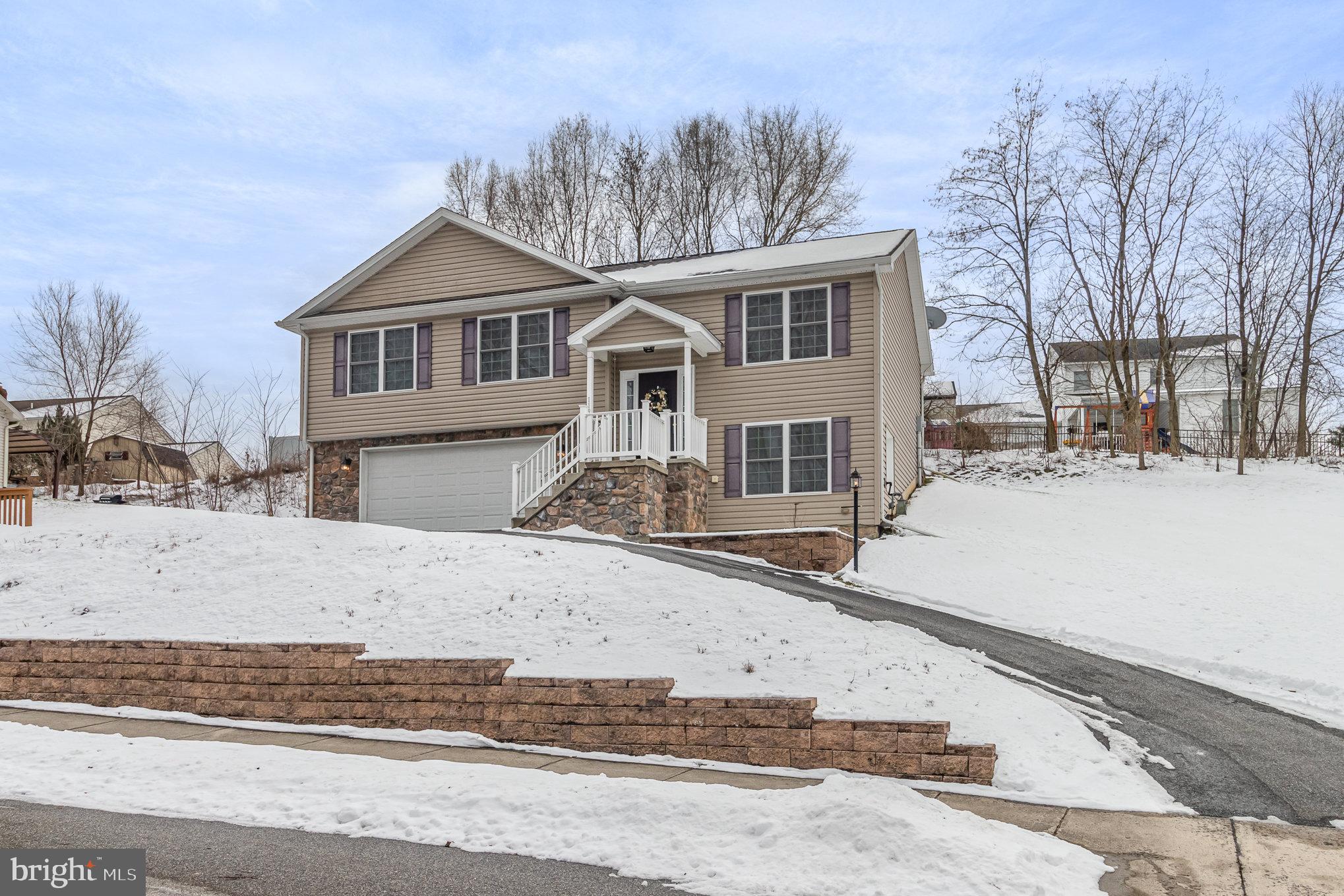 PHEASANT RIDGE - Residential