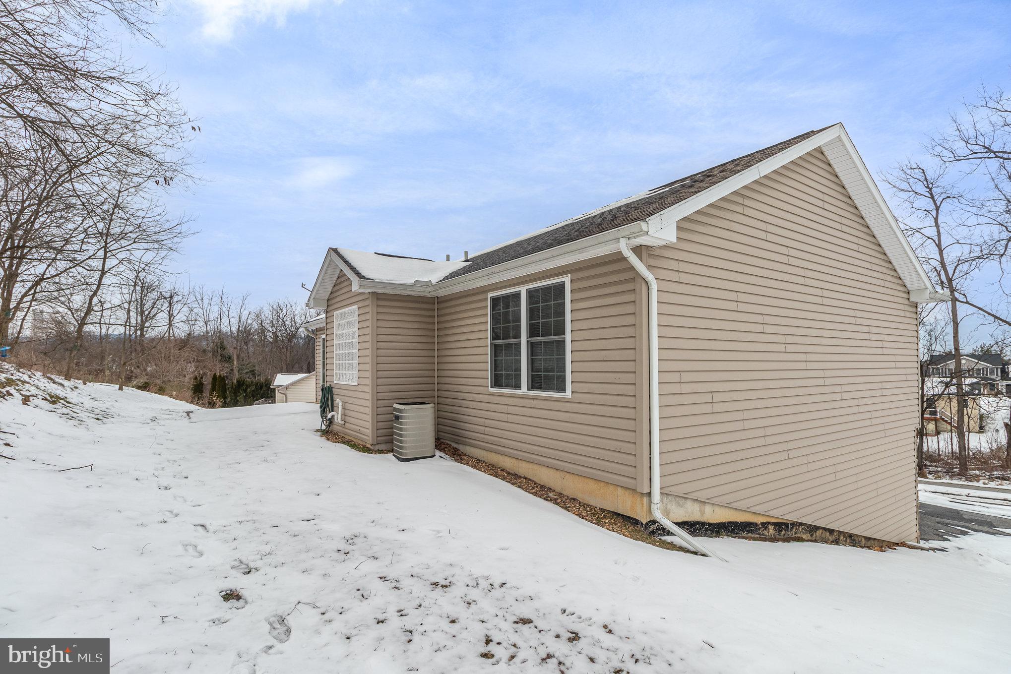 PHEASANT RIDGE - Residential