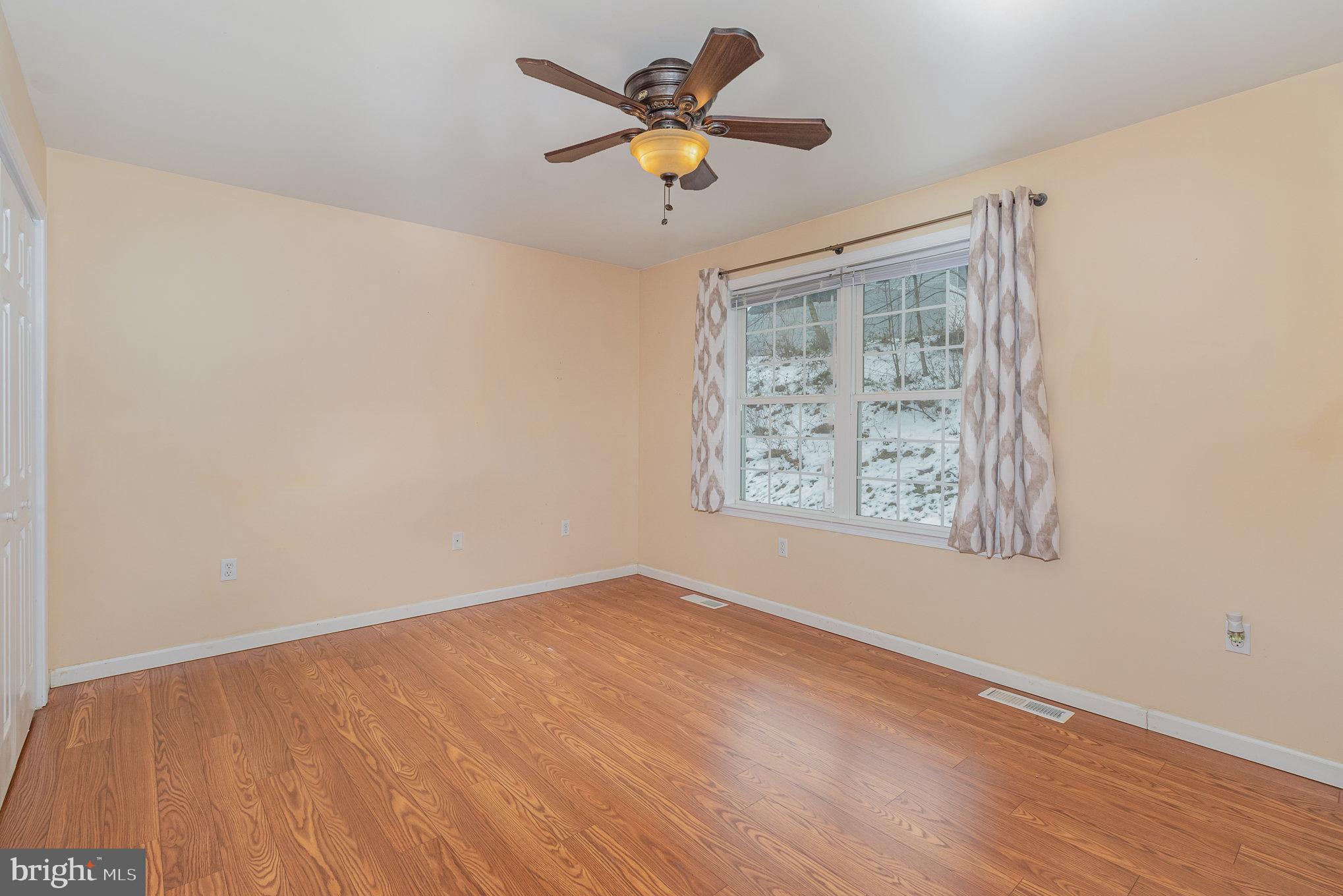PHEASANT RIDGE - Residential