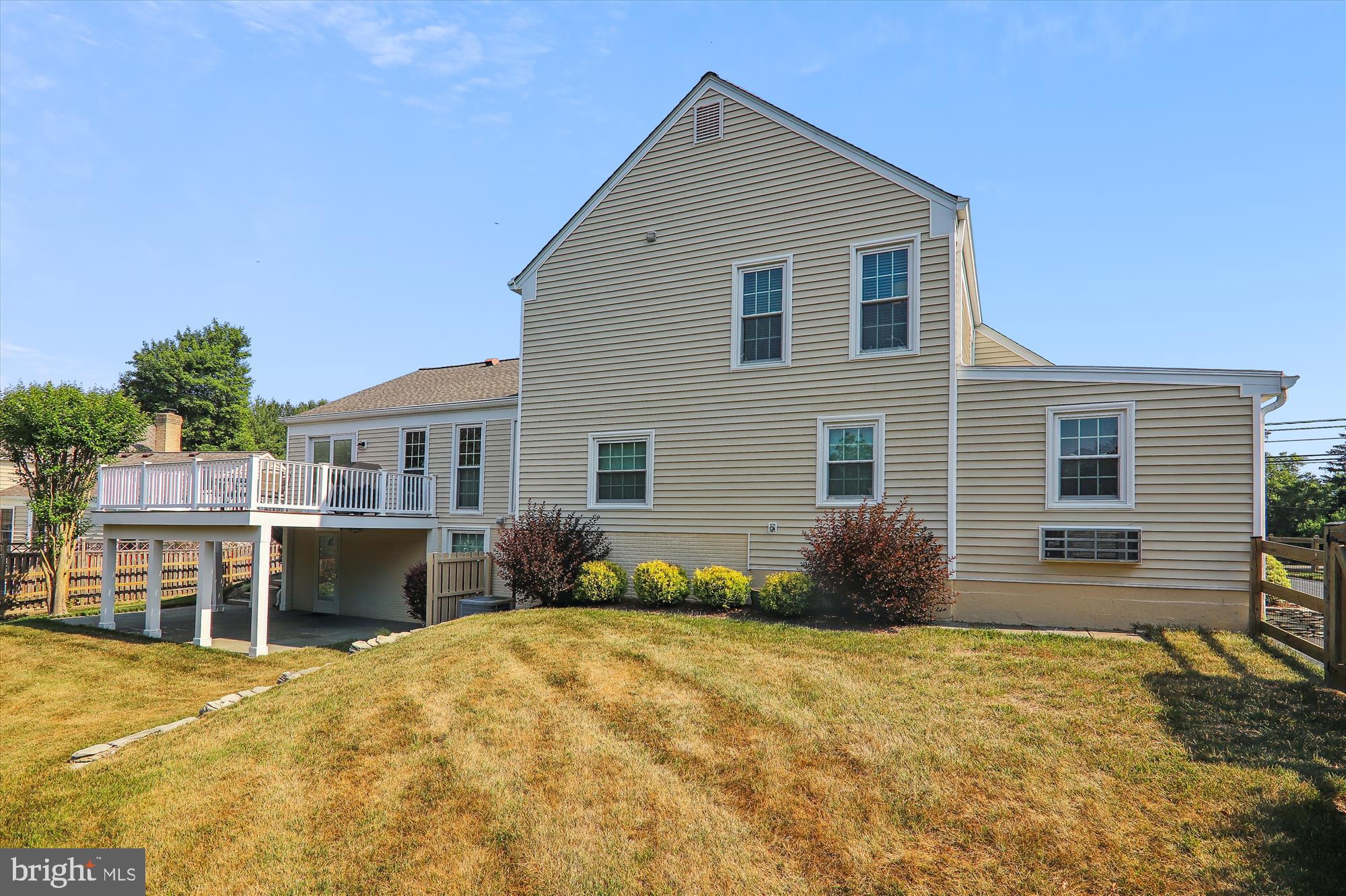 COUNTRYSIDE - Residential