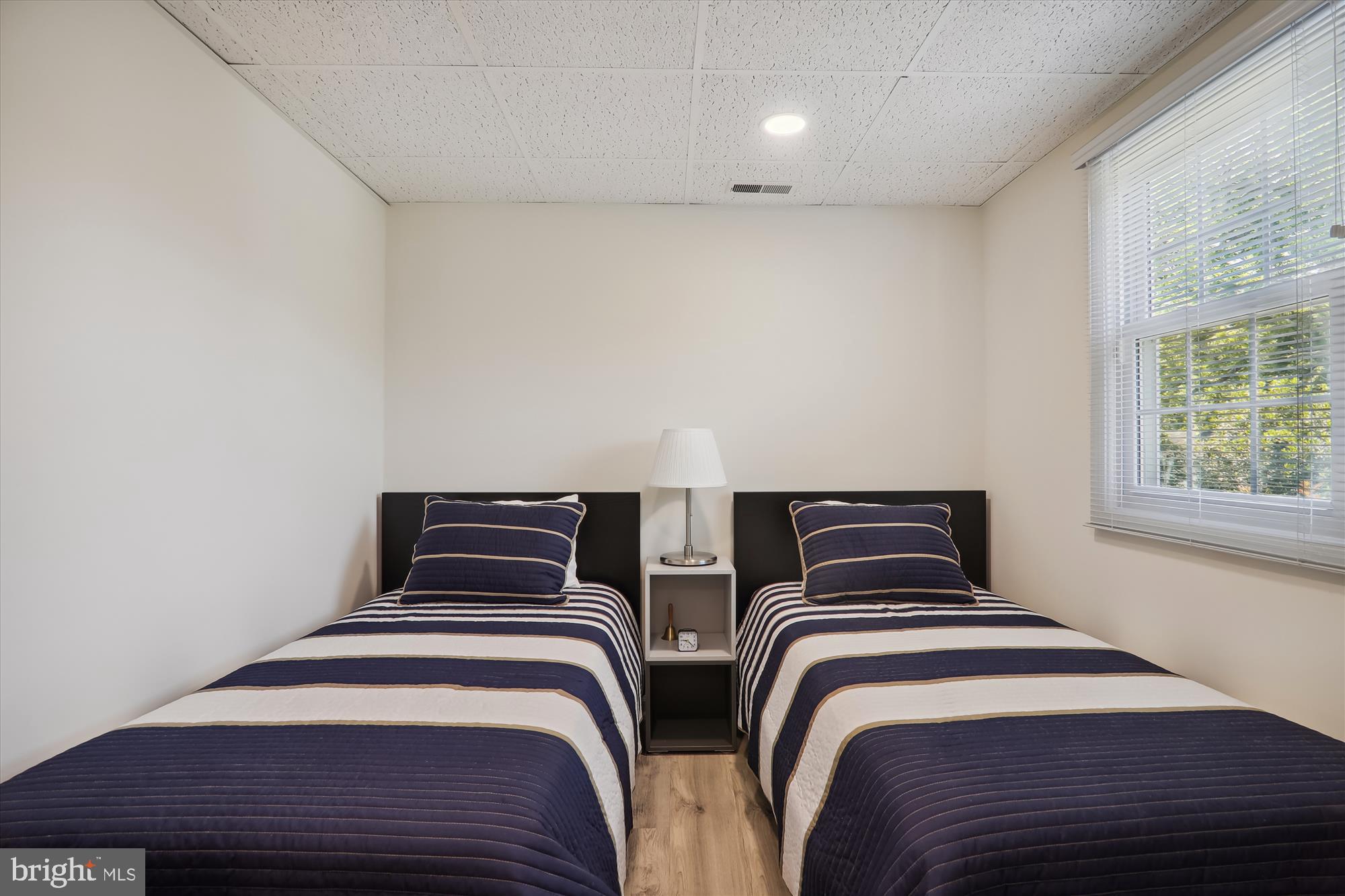 COUNTRYSIDE - Residential